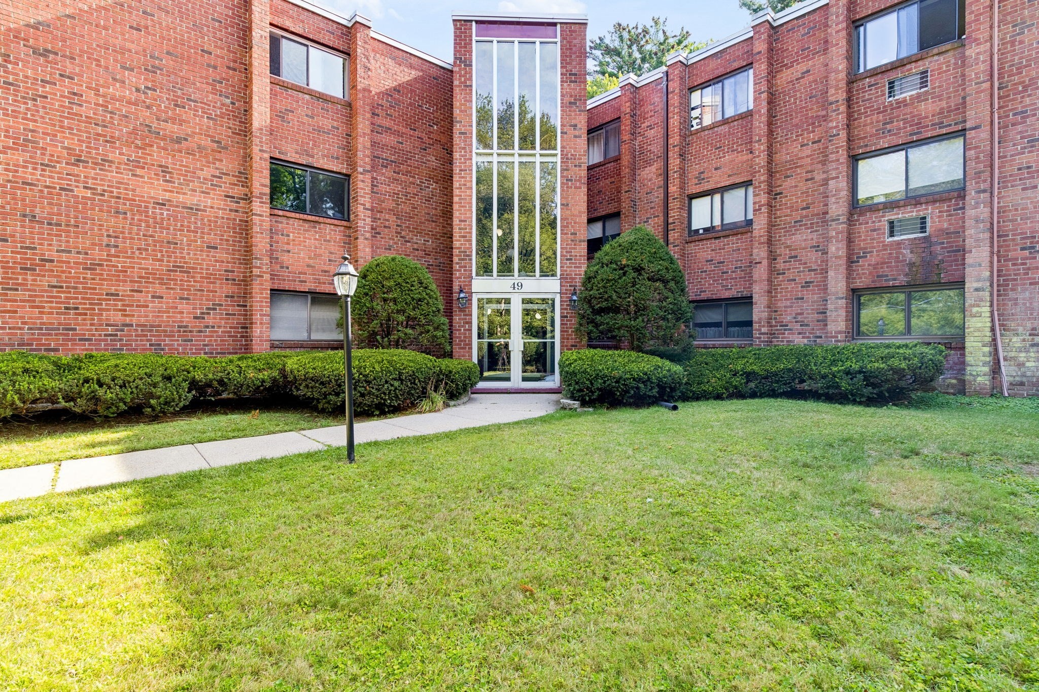 2-bed Condo at 49 Windsor Dr # 301, Holliston