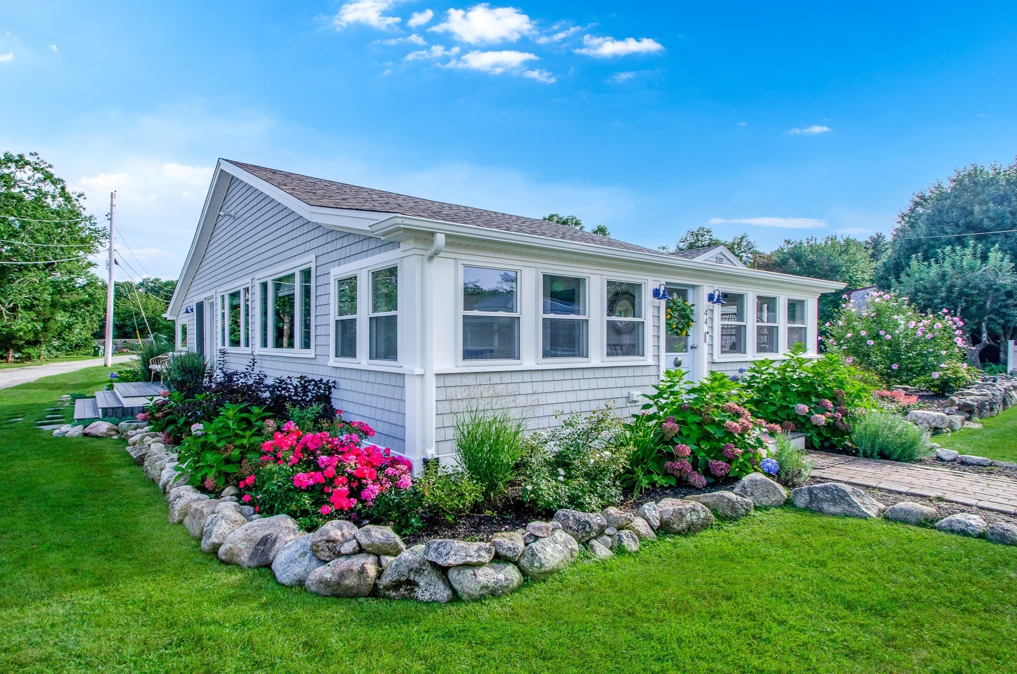 3-bed Single Family at 44 Oakdale Ave, Marion