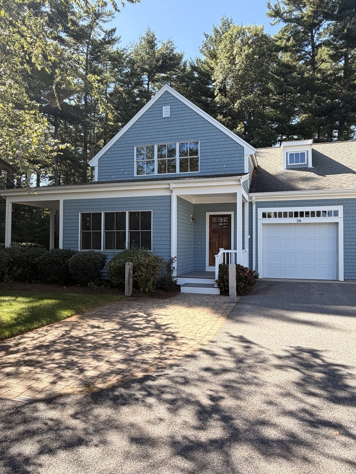 2-bed Condo at 38 Hathaway Pond Cir # 38, Rochester