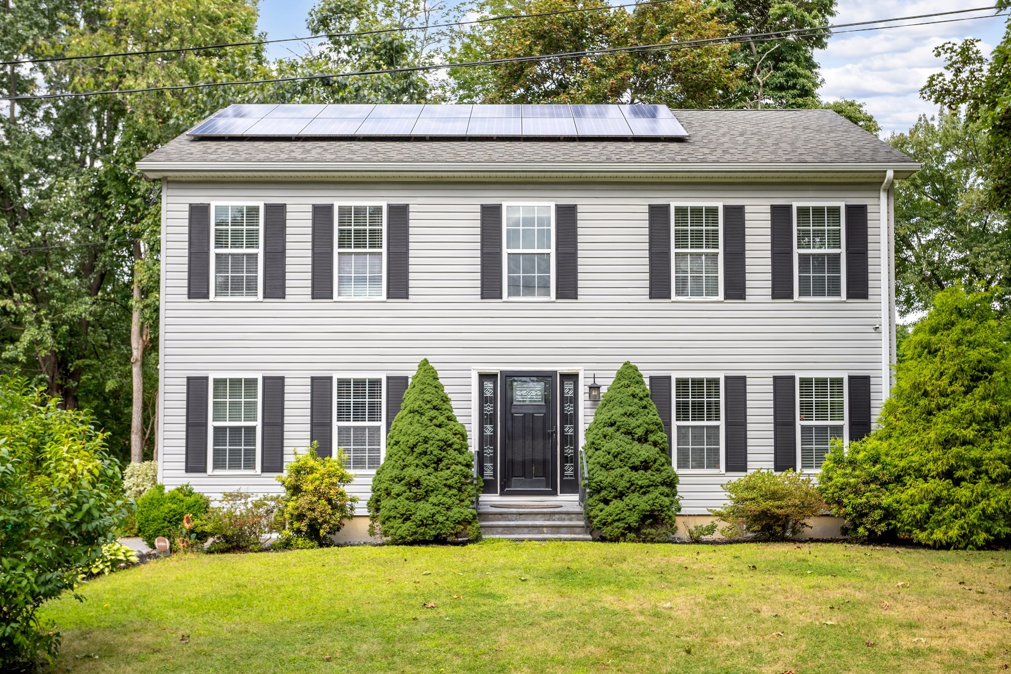 4-bed Single Family at 38 Terrence Ave, Clinton