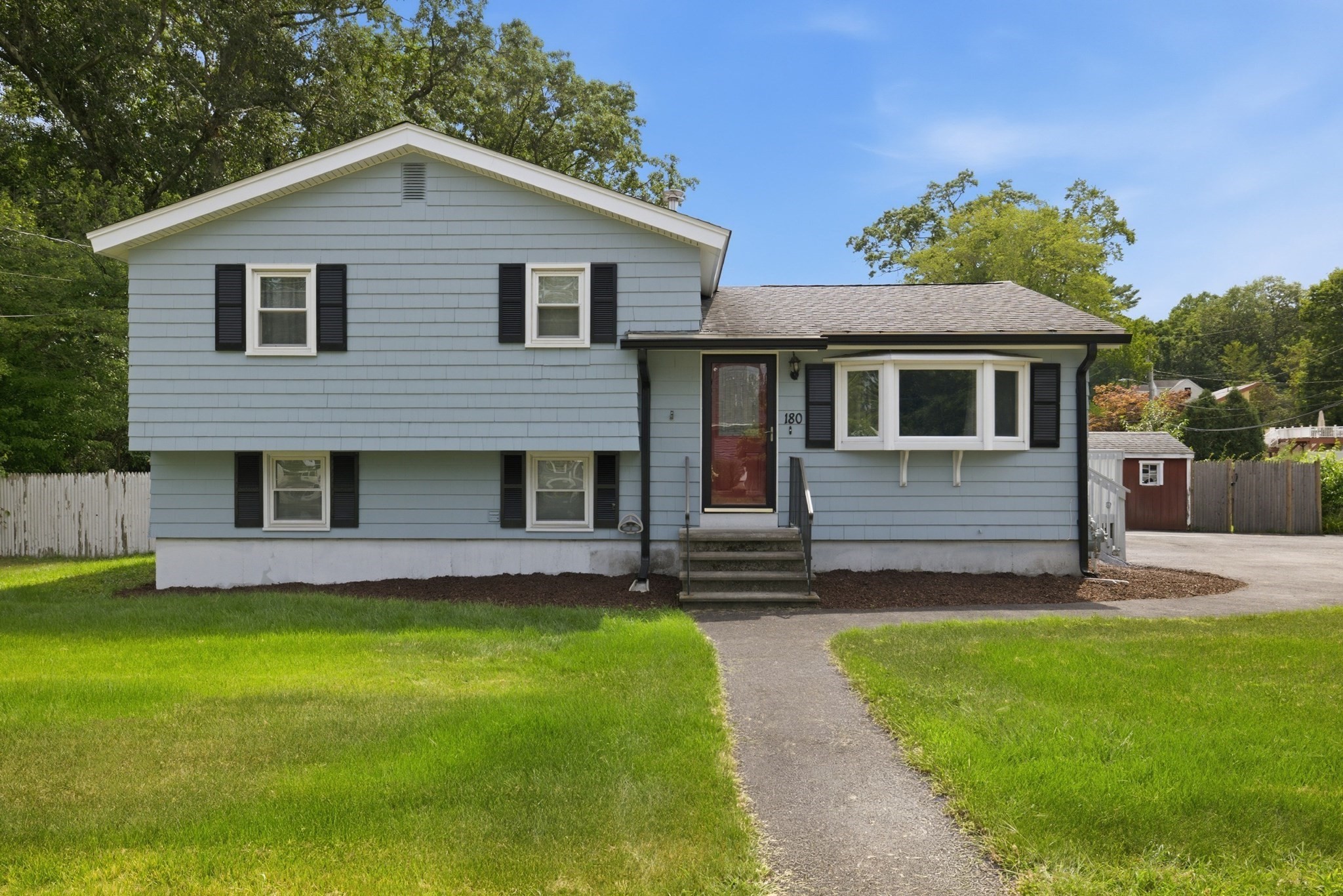 Casa Unifamiliar de 3 quartos em 180 River St, Billerica