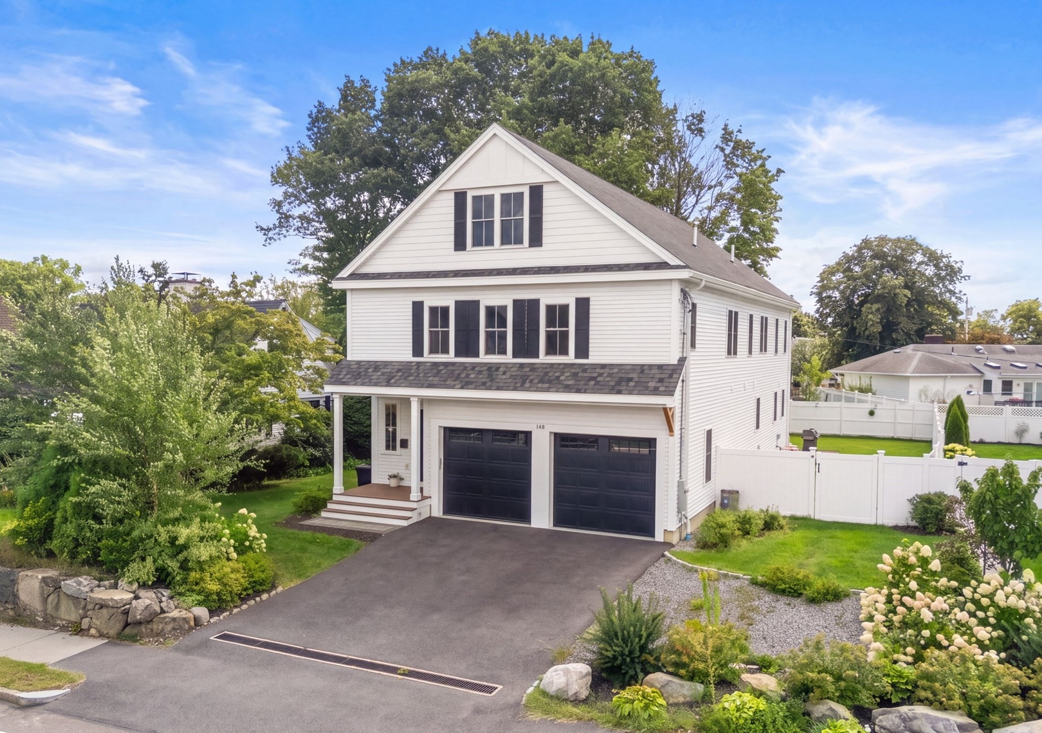 4-bed Single Family at 148 Main St, Waltham