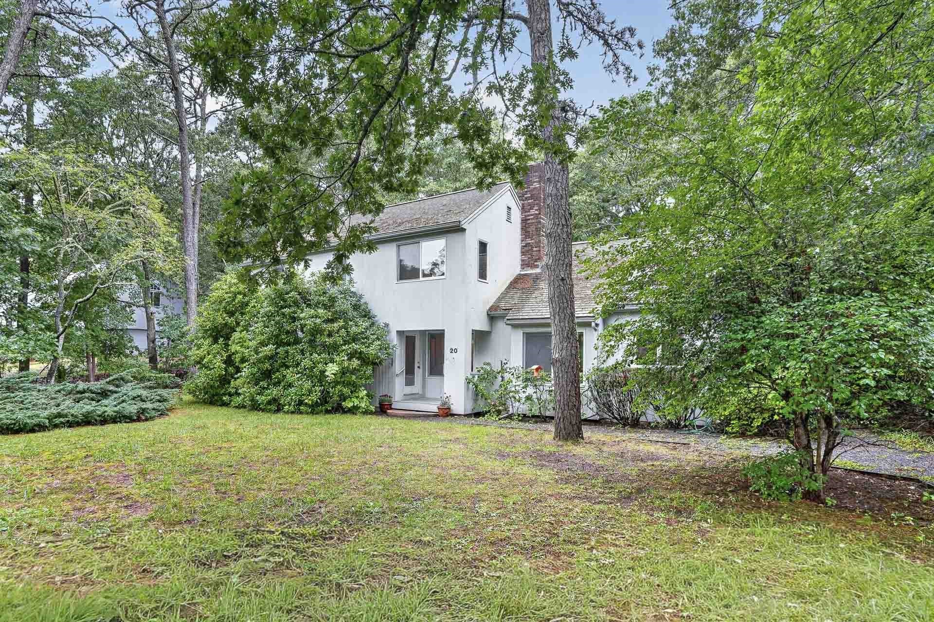 4-bed Single Family at 20 Hidden Cove, Oak Bluffs