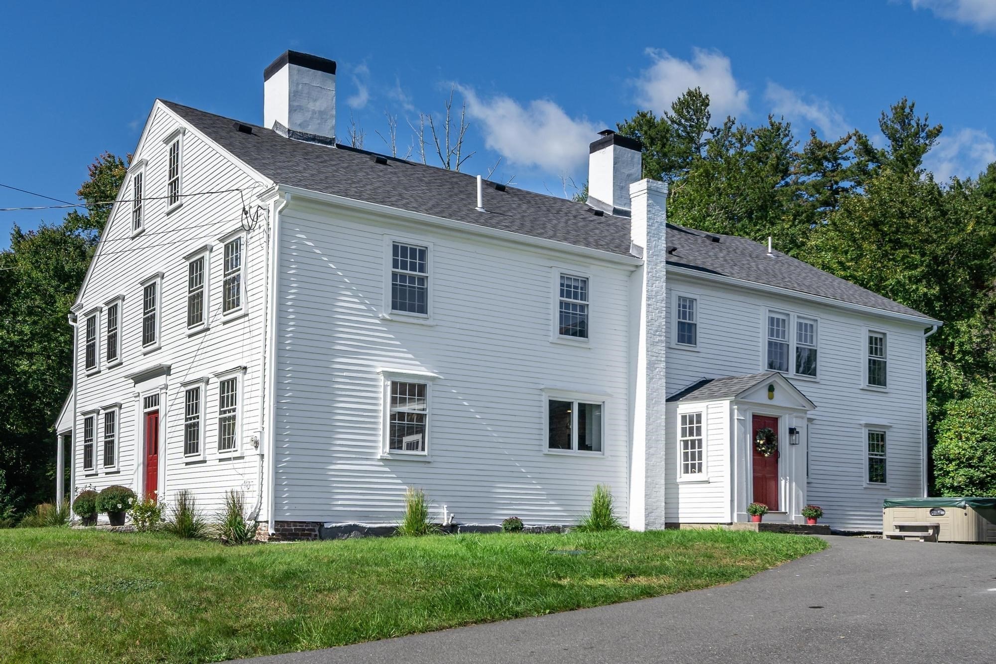 Casa Unifamiliar de 5 habitaciones en 321 Princeton Rd, Sterling