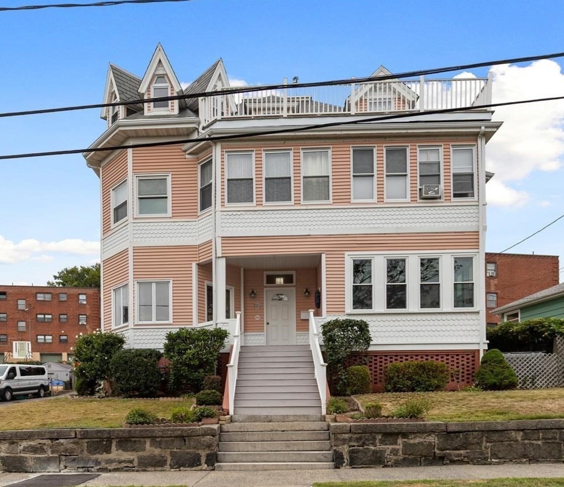 7-bed Multi-Family at 11 Tudor St, Lynn
