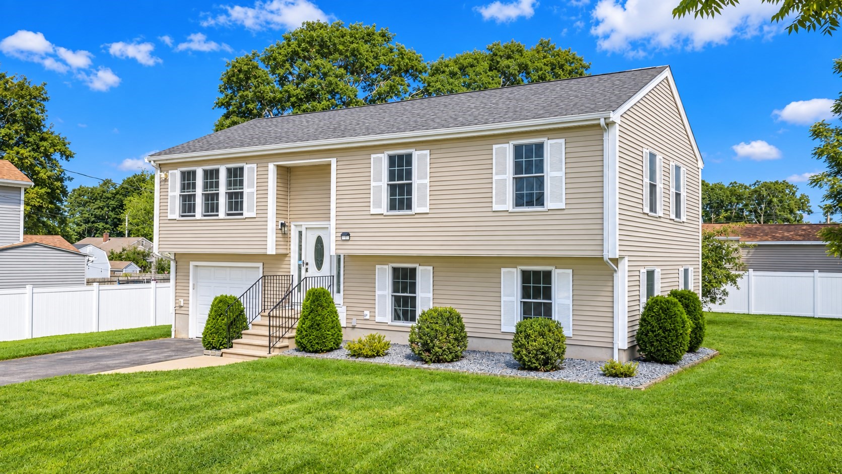 3-bed Single Family at 7 Vincent St., Dartmouth