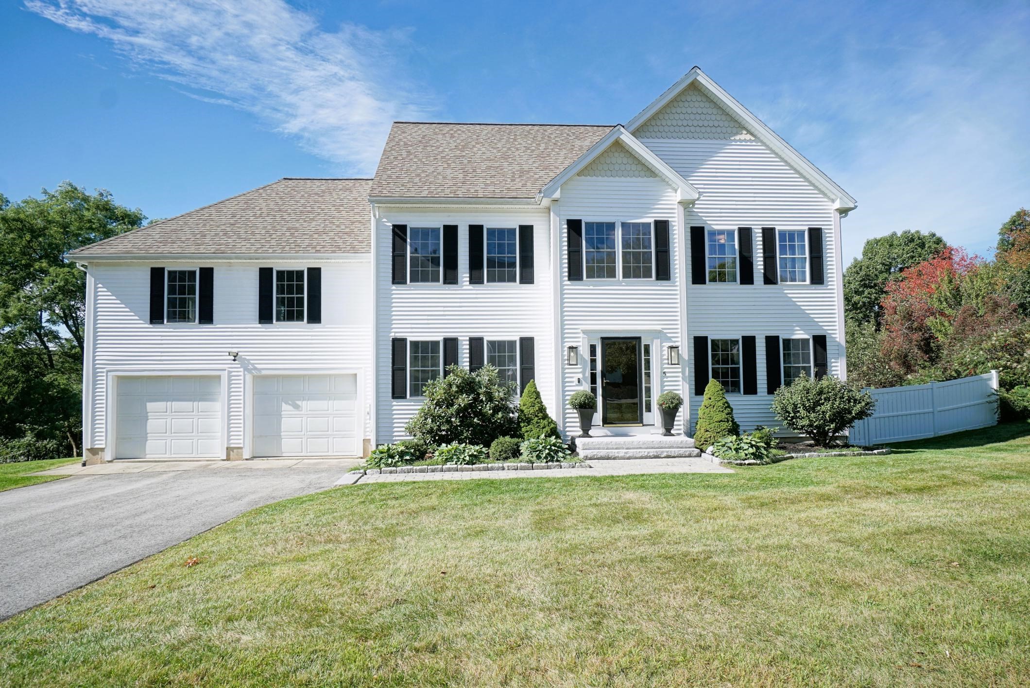 4-bed Single Family at 5 Overlook Circle, Haverhill