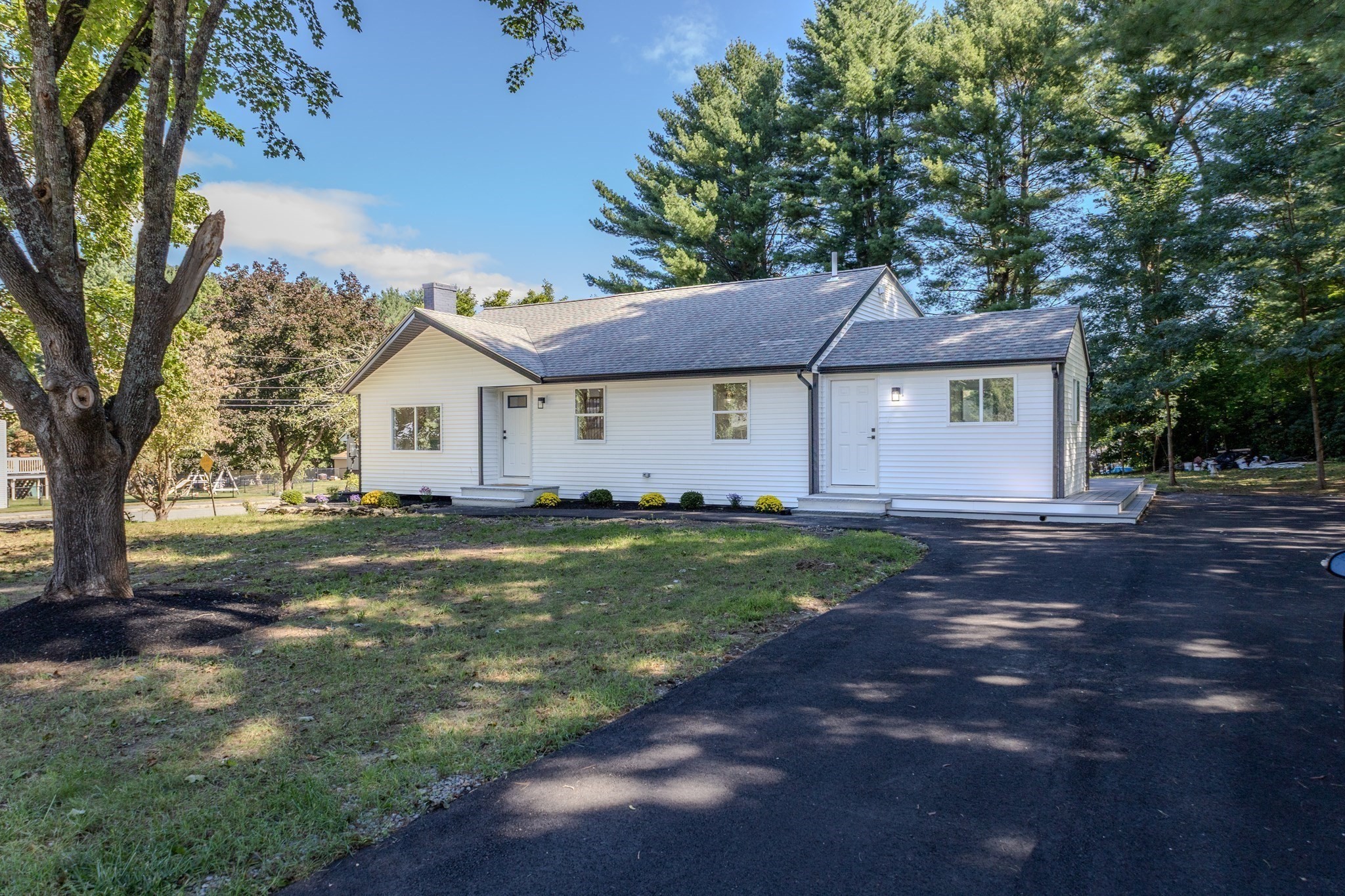 4-bed Single Family at 308 Laurel St, Bridgewater