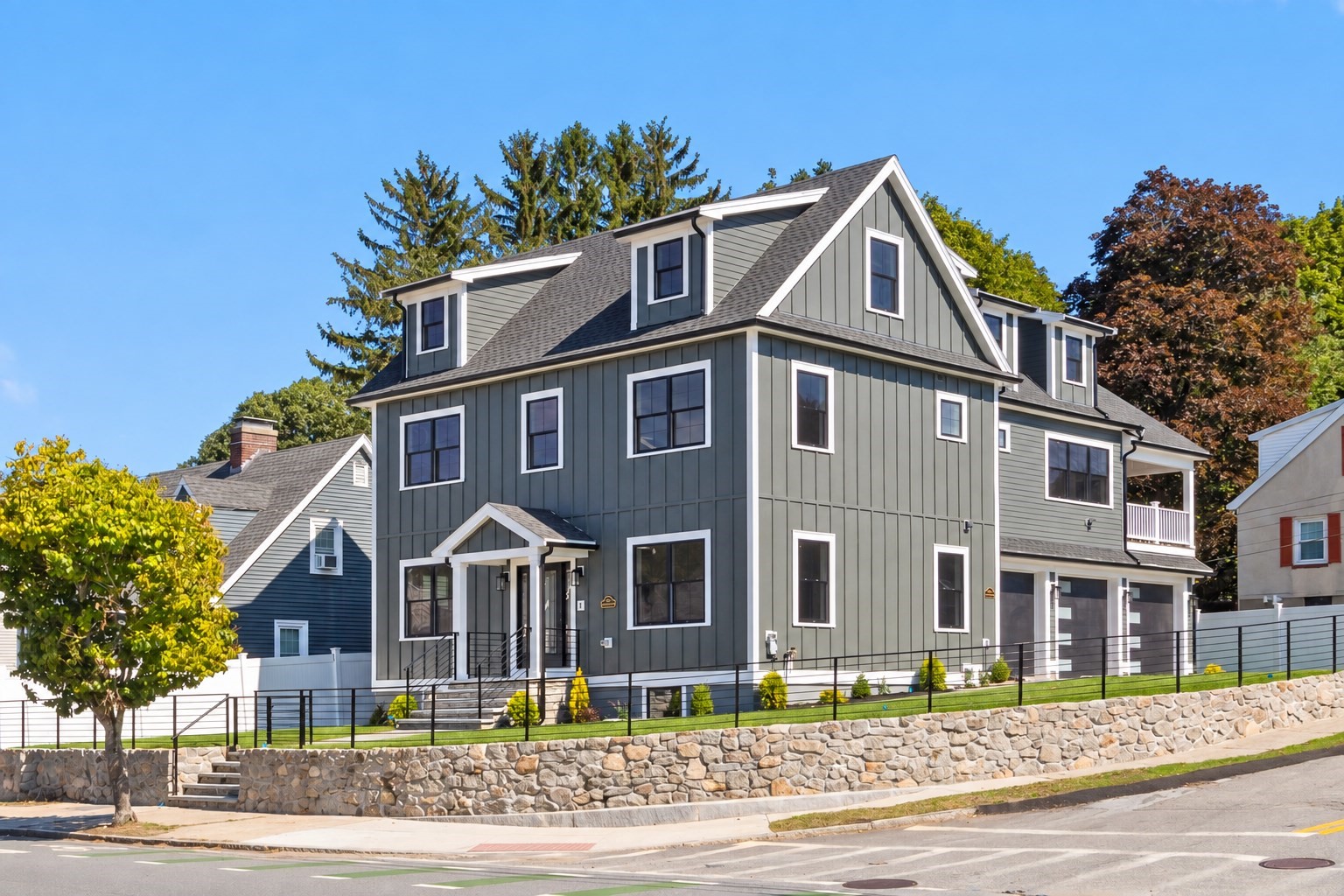 5-bed Single Family at 595 Winthrop St, Medford