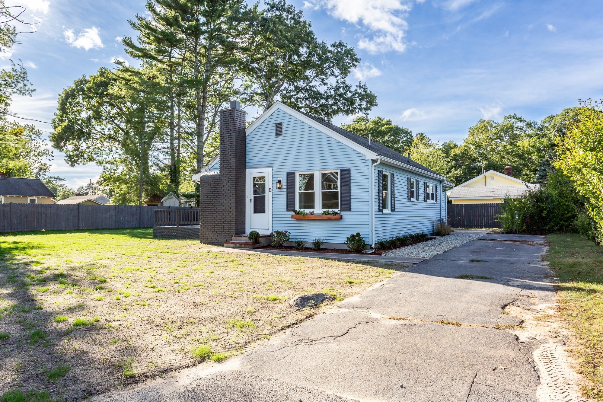 2-bed Single Family at 13 Datewood St, Wareham
