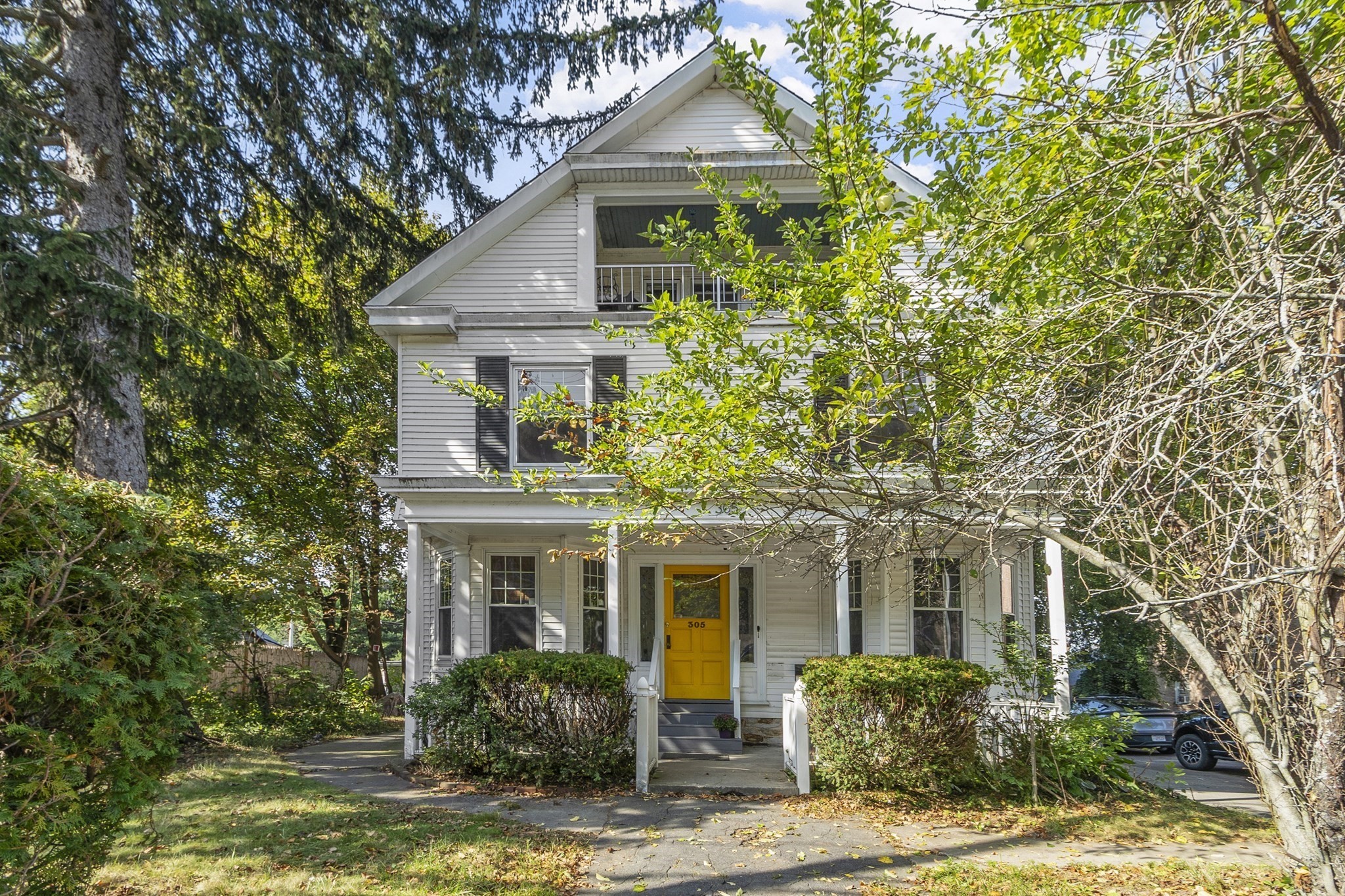 7-bed Multi-Family at 305 Nesmith St, Lowell