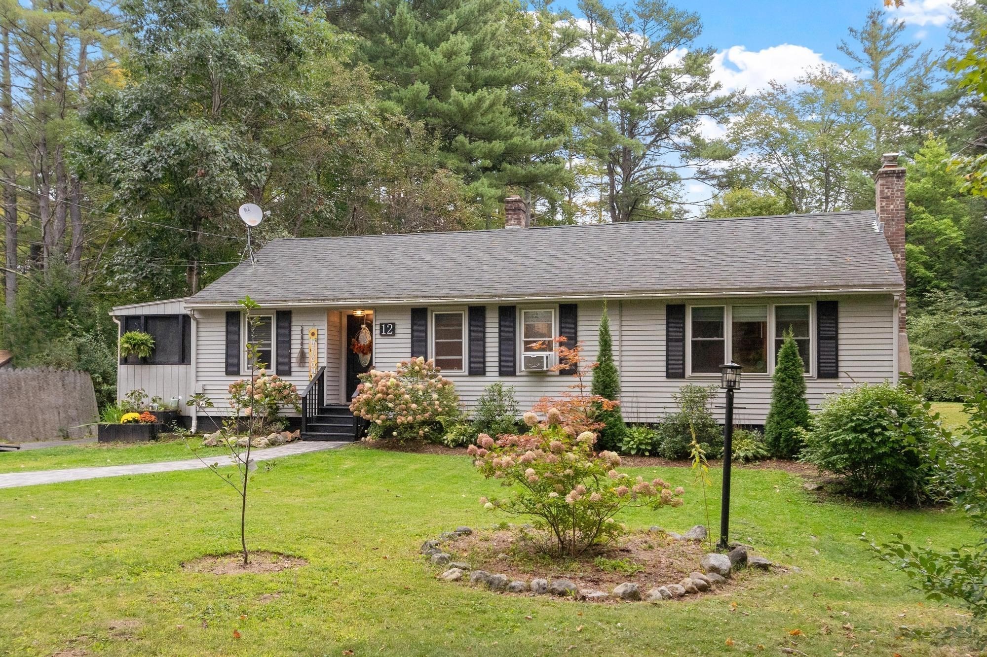 3-bed Single Family at 12 Baldwinville State Rd, Winchendon