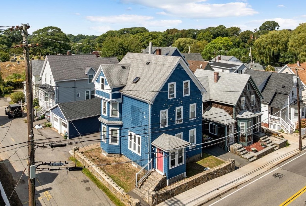 Multifamiliar de 4 habitaciones en 150 Maplewood Avenue, Gloucester