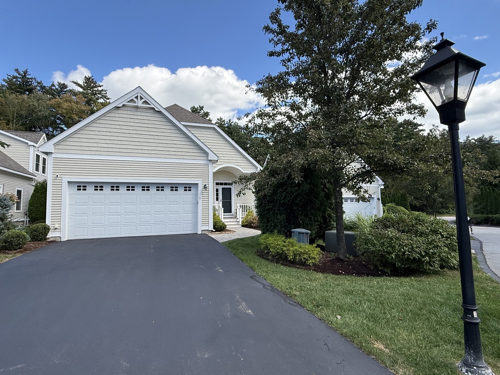 3-bed Condo at 5 Metea Lane # 5, Merrimack