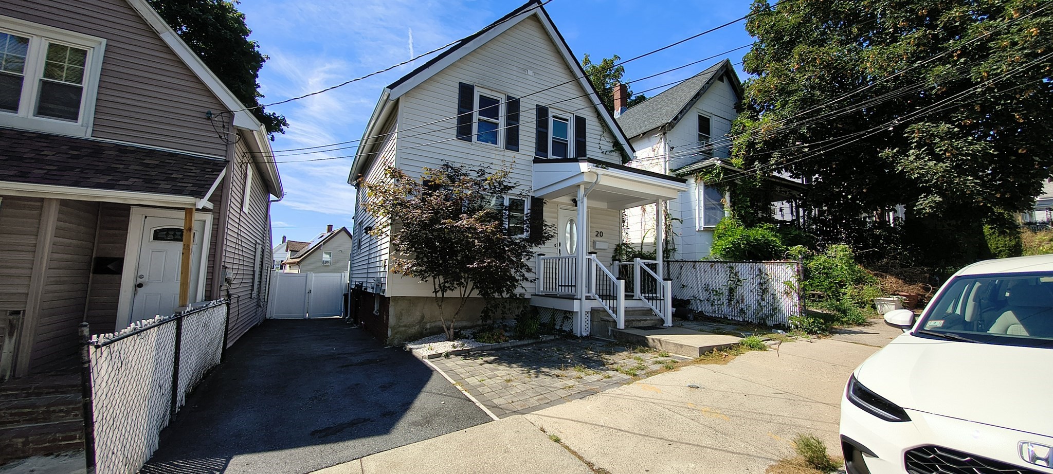 3-bed Single Family at 20 Pleasant View, Everett
