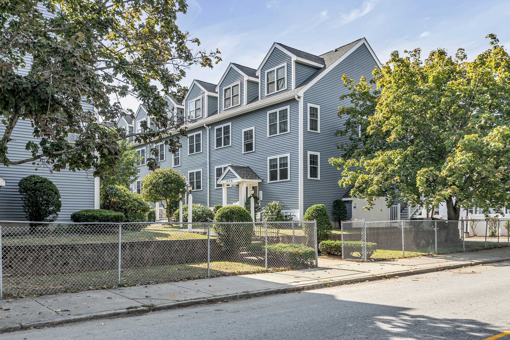 2-bed Condo at 312 Water St # 9, Lawrence