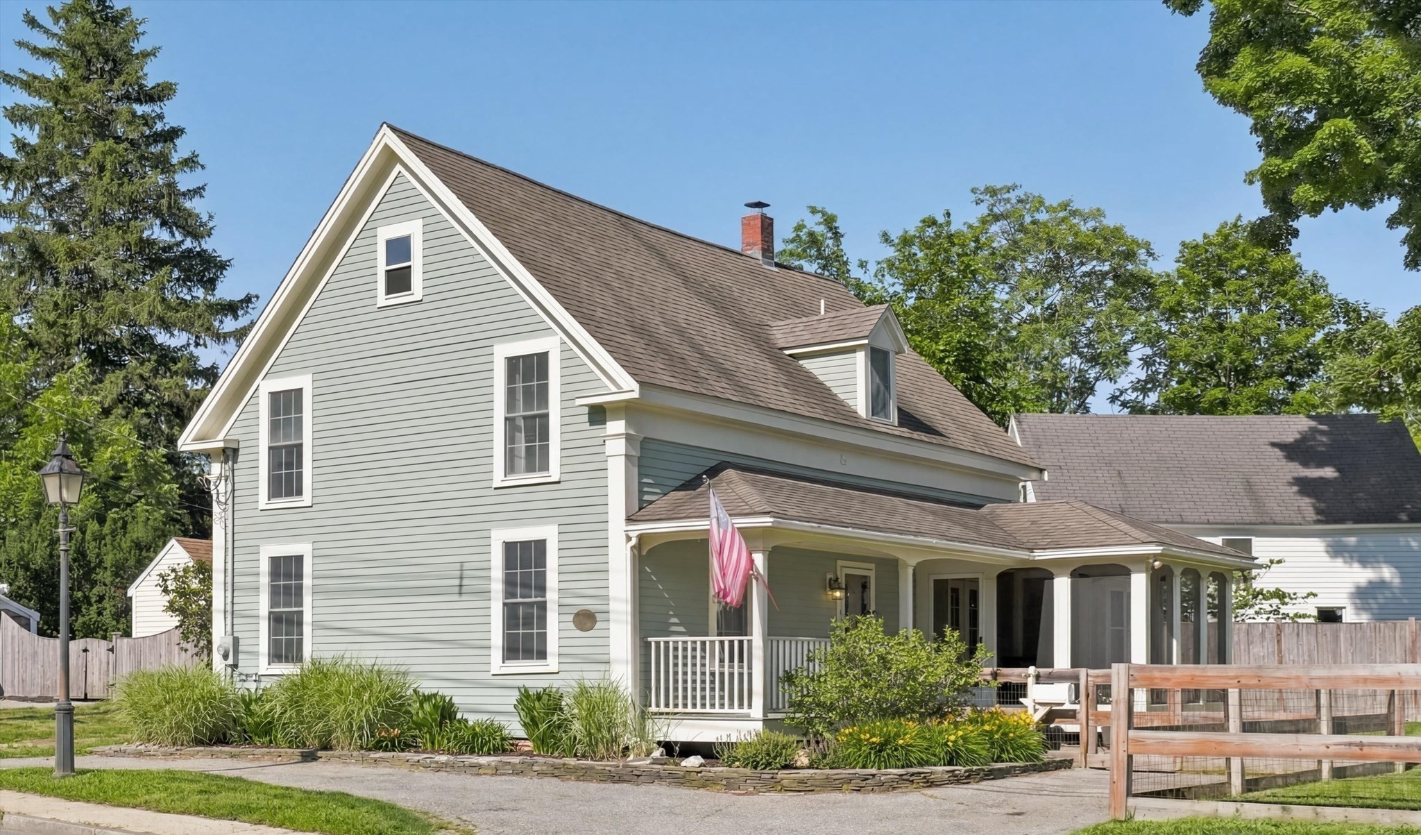 3-bed Single Family at 35 Elm Park, Groveland