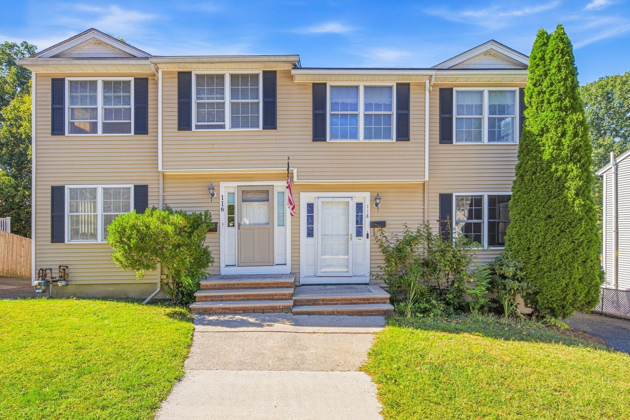 3-bed Condo at 118 Granville Ave # 118, Malden