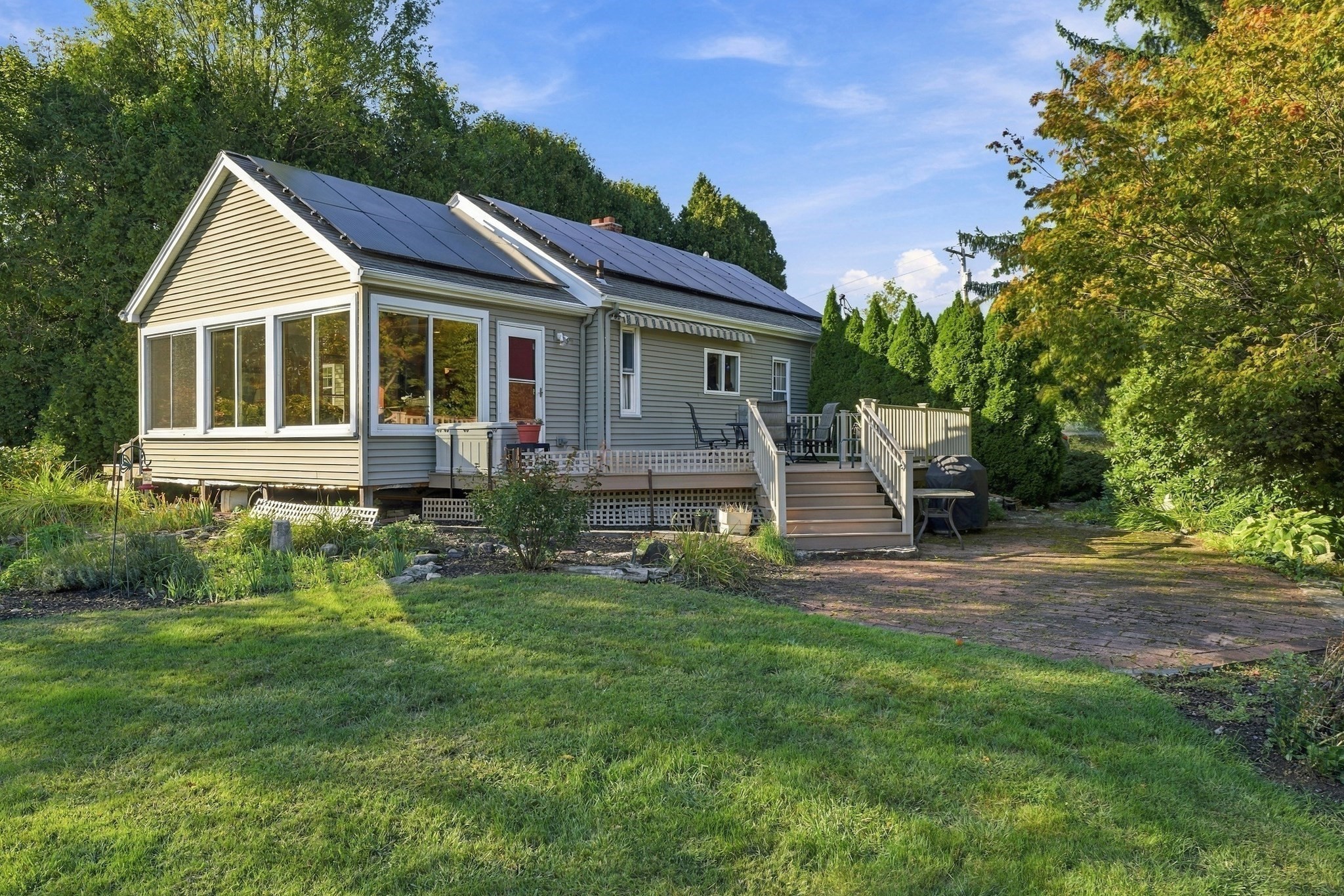 2-bed Single Family at 185 Sutton Ave, Oxford