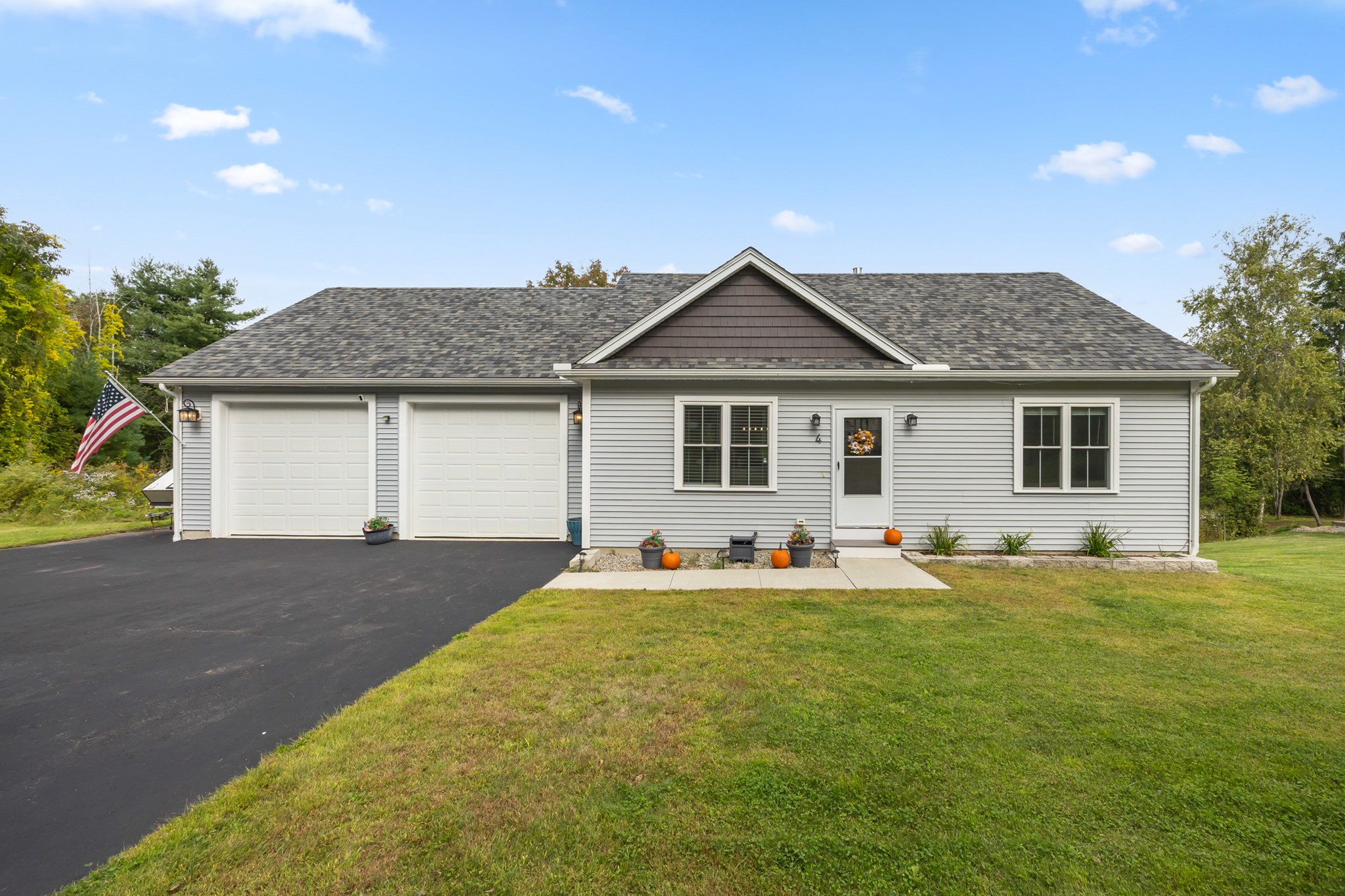 2-bed Single Family at 4 Mccarthy Road, North Brookfield