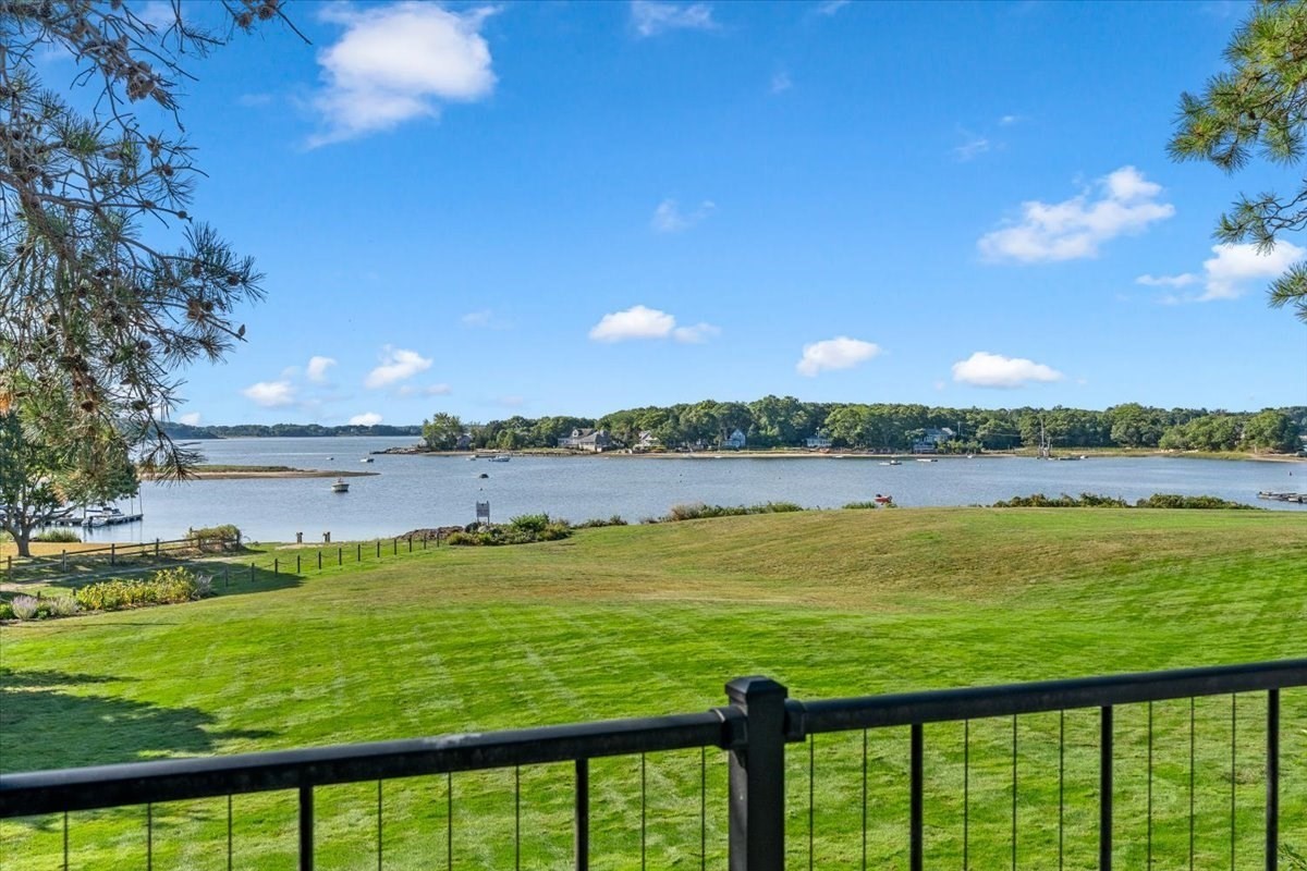 3-bed Condo at 30 Woodbury St # 30, Wareham