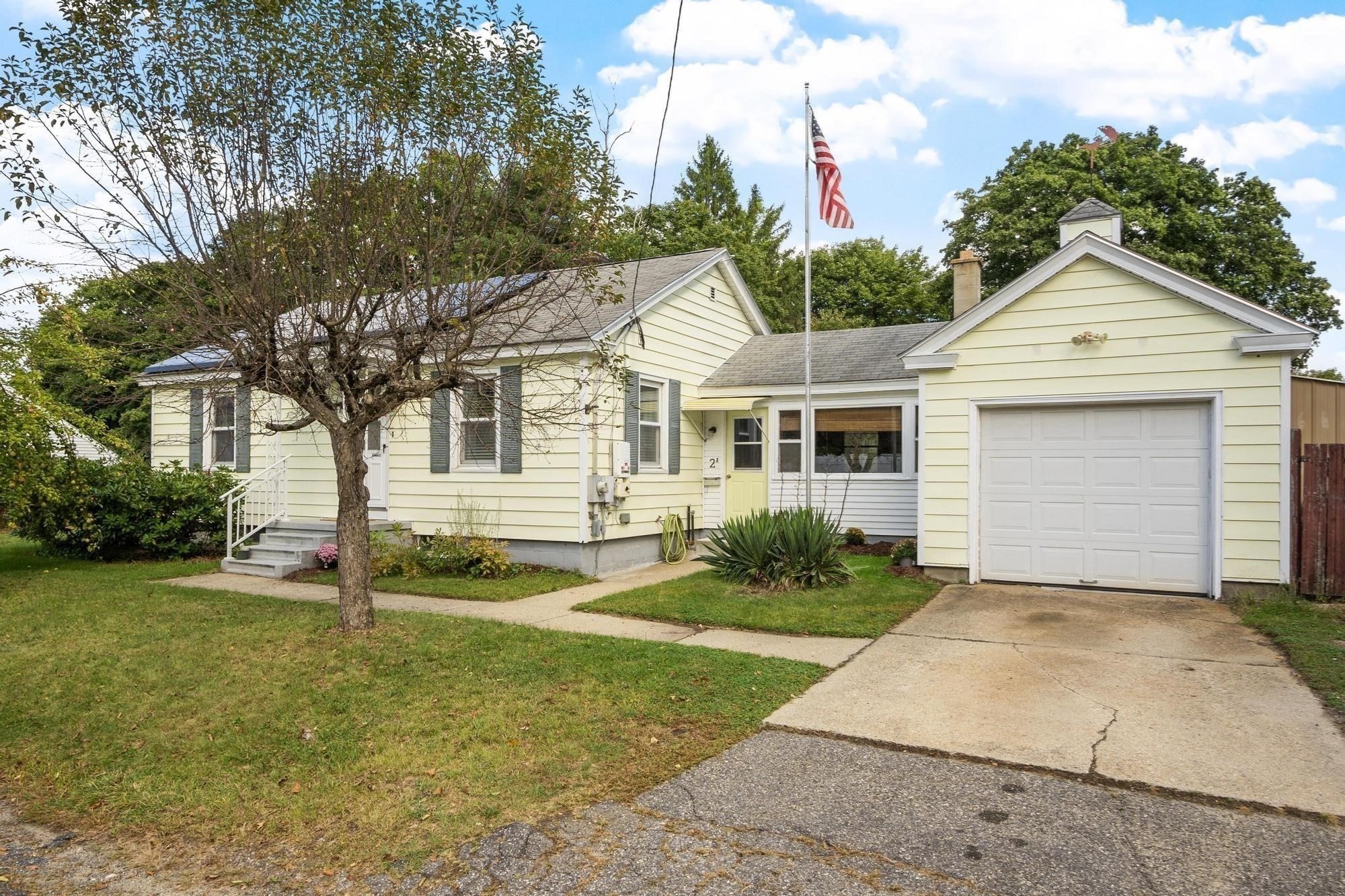 2-bed Single Family at 2 Hamilton St, Orange