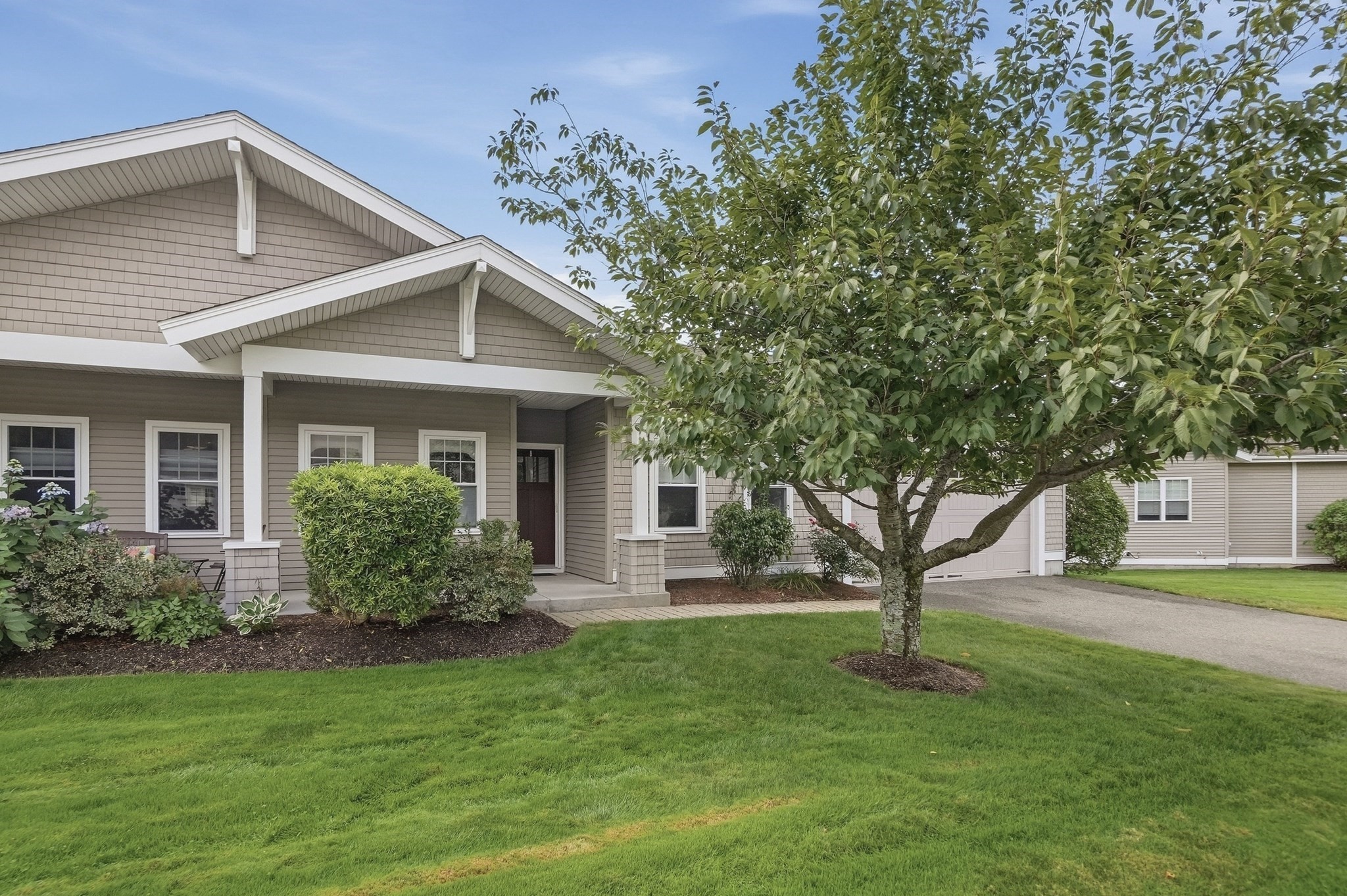 2-bed Condo at 1 Hawthorne Path # 1, Milford