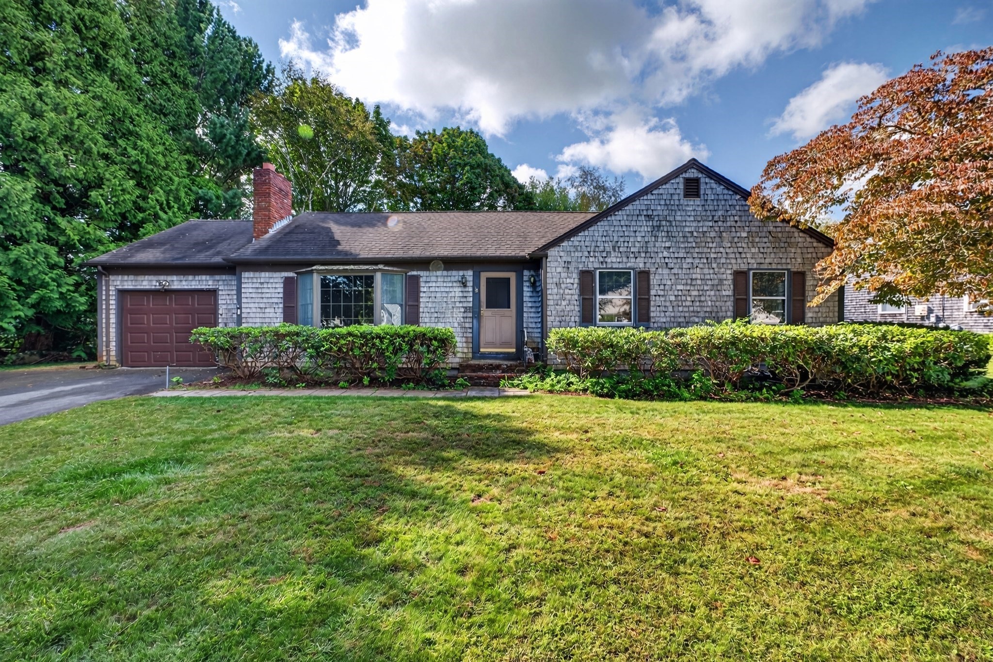 3-bed Single Family at 36 Beechwood Dr, Dartmouth