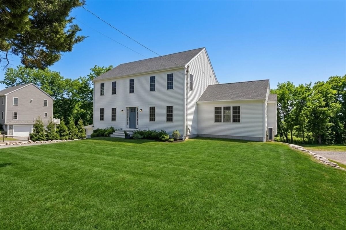 Casa Unifamiliar de 4 quartos em 143 Driftway, Scituate
