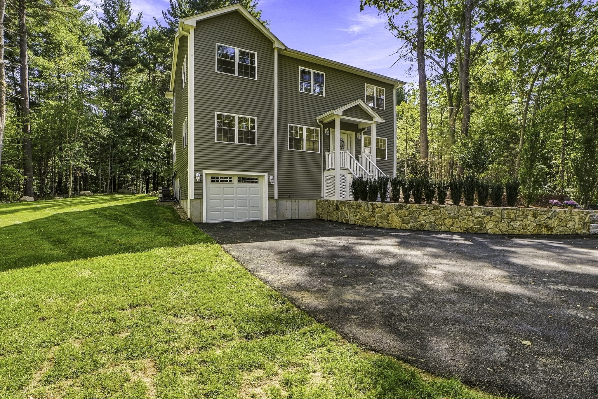 4-bed Single Family at 91 High, Upton