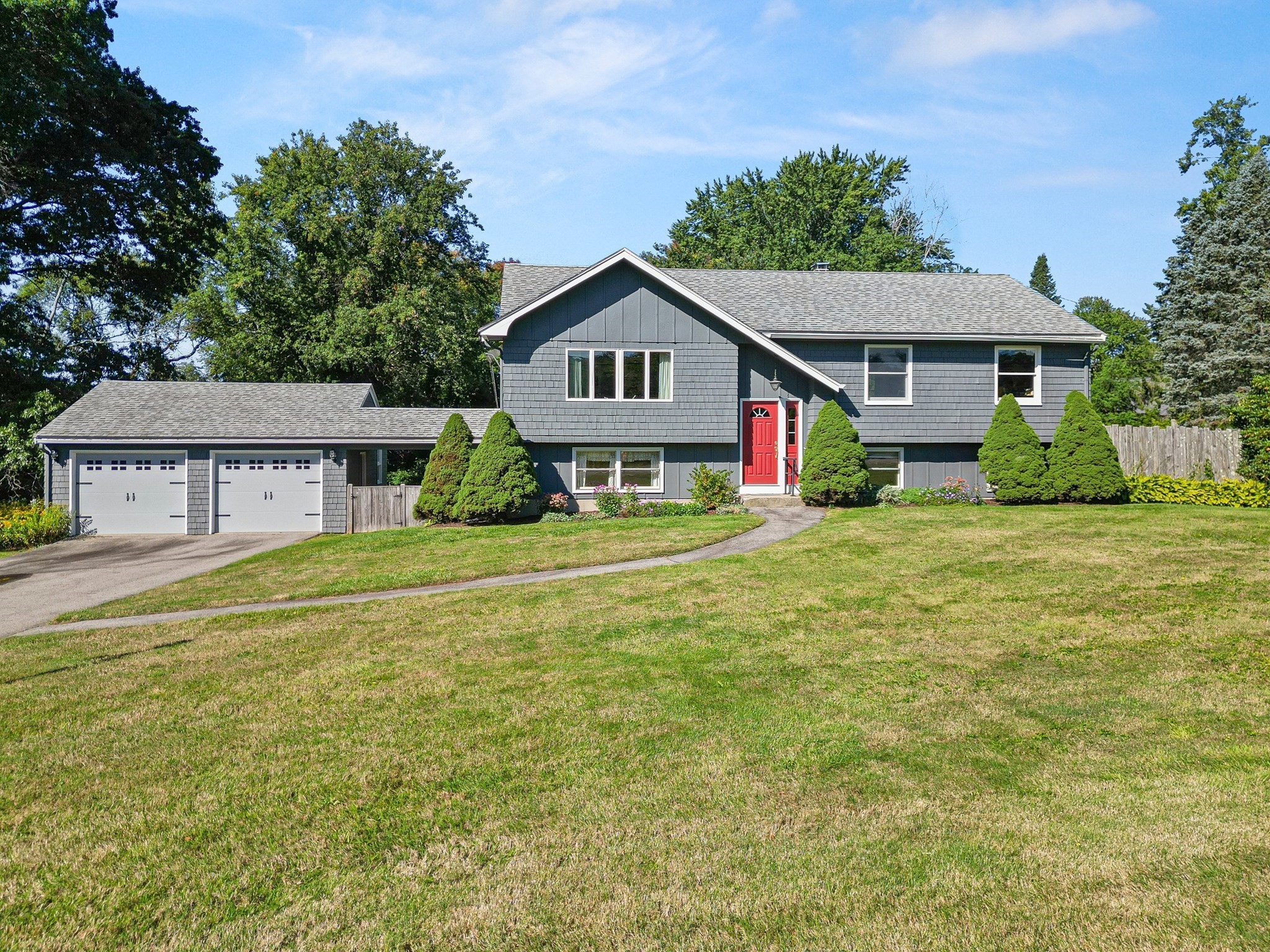 Casa Unifamiliar de 3 quartos em 23 Georgetown Rd, West Newbury