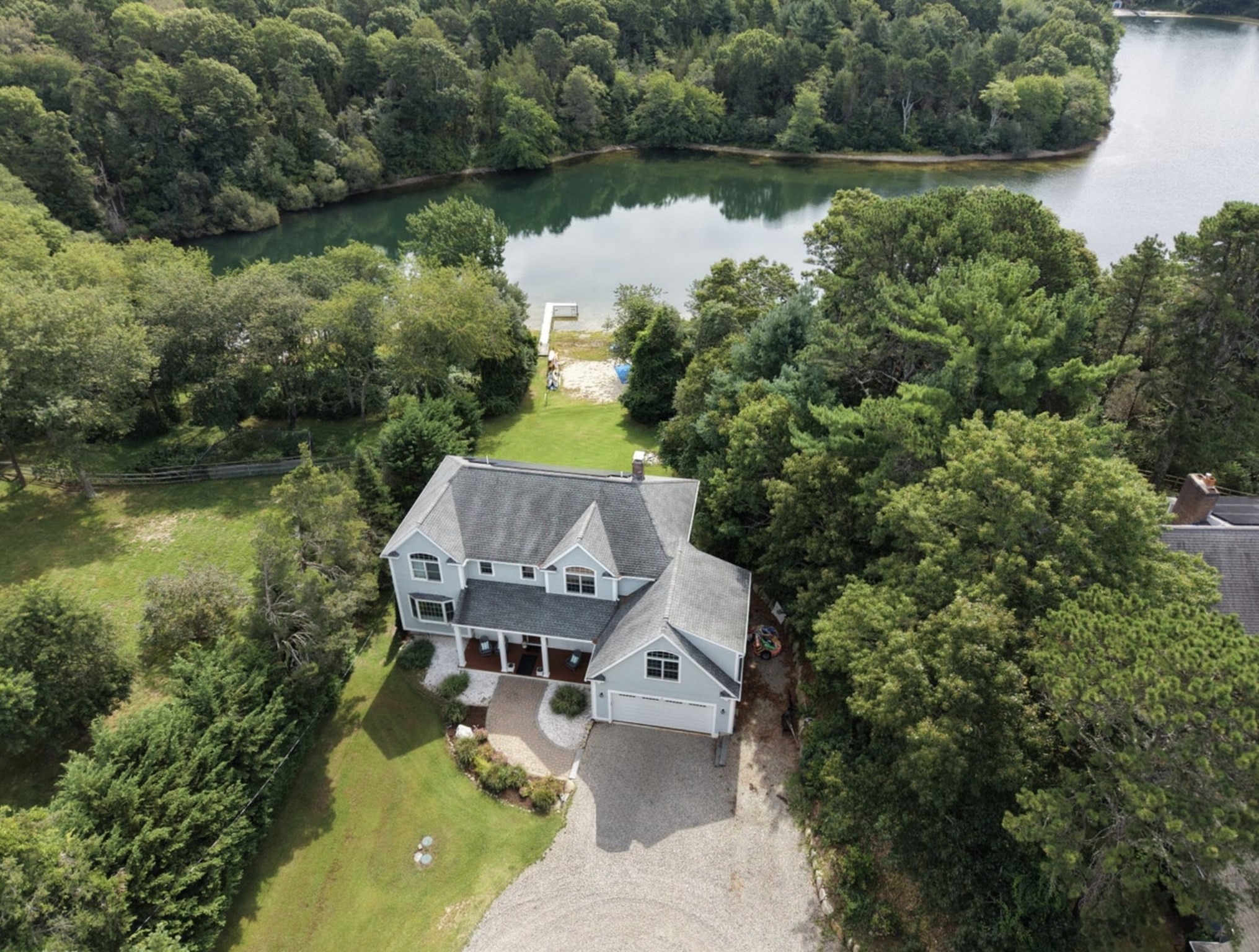 3-bed Single Family at 10 Indian Pond Pt, Barnstable