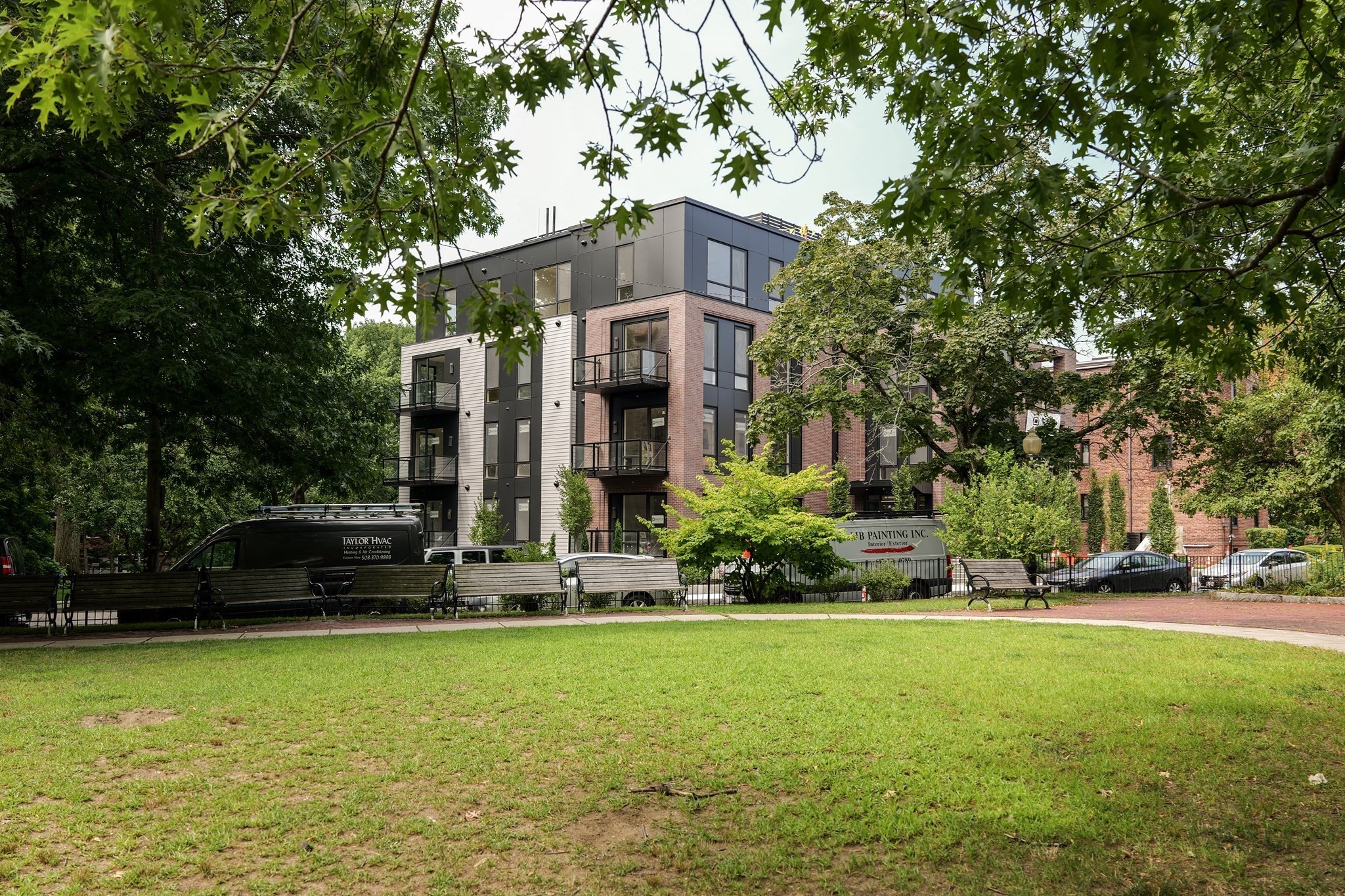 3-bed Condo at 80 Vernon Street # 2A, Brookline