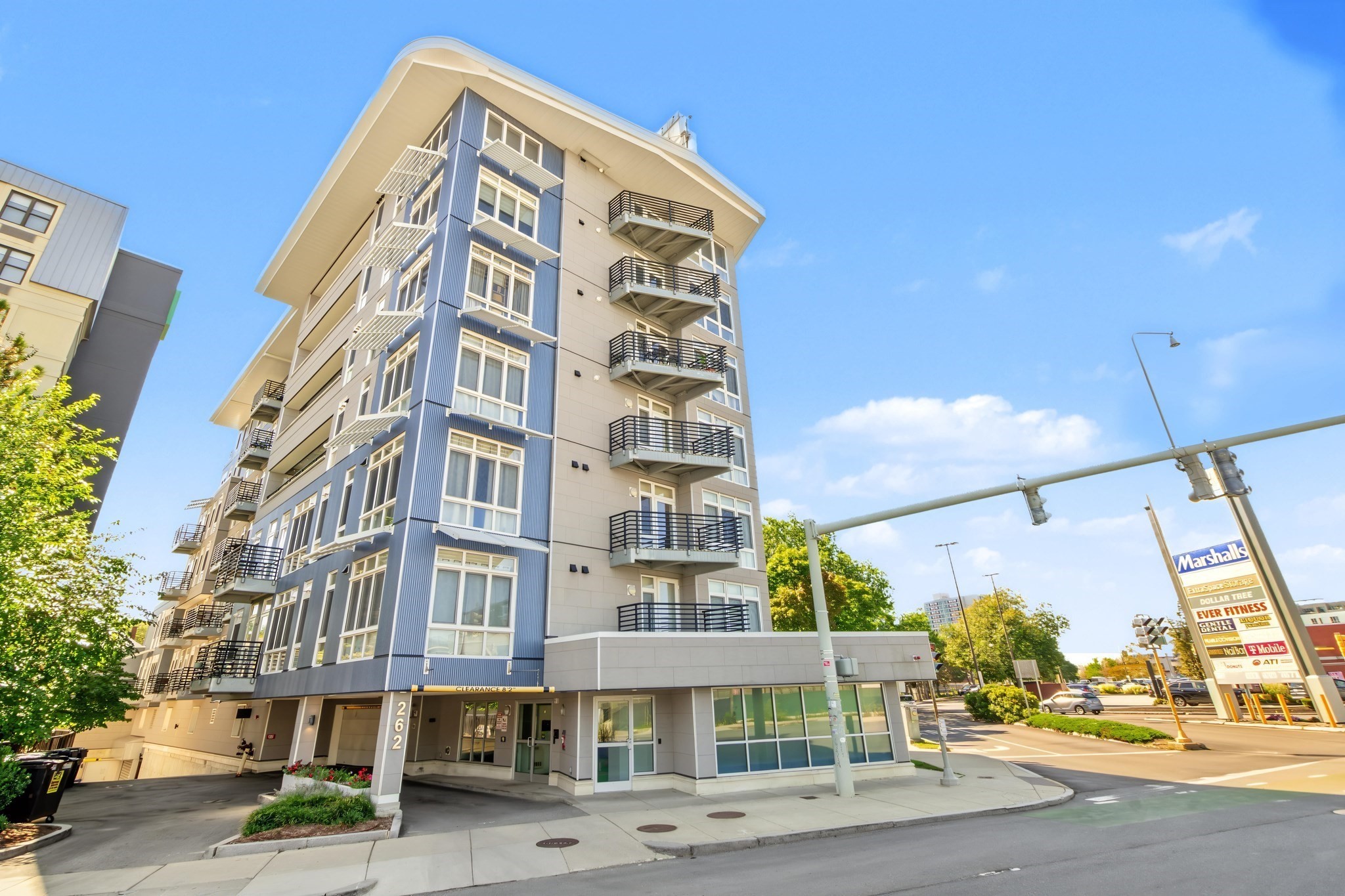 1-bed Condo at 262 Monsignor Obrien Hwy # 303, Cambridge