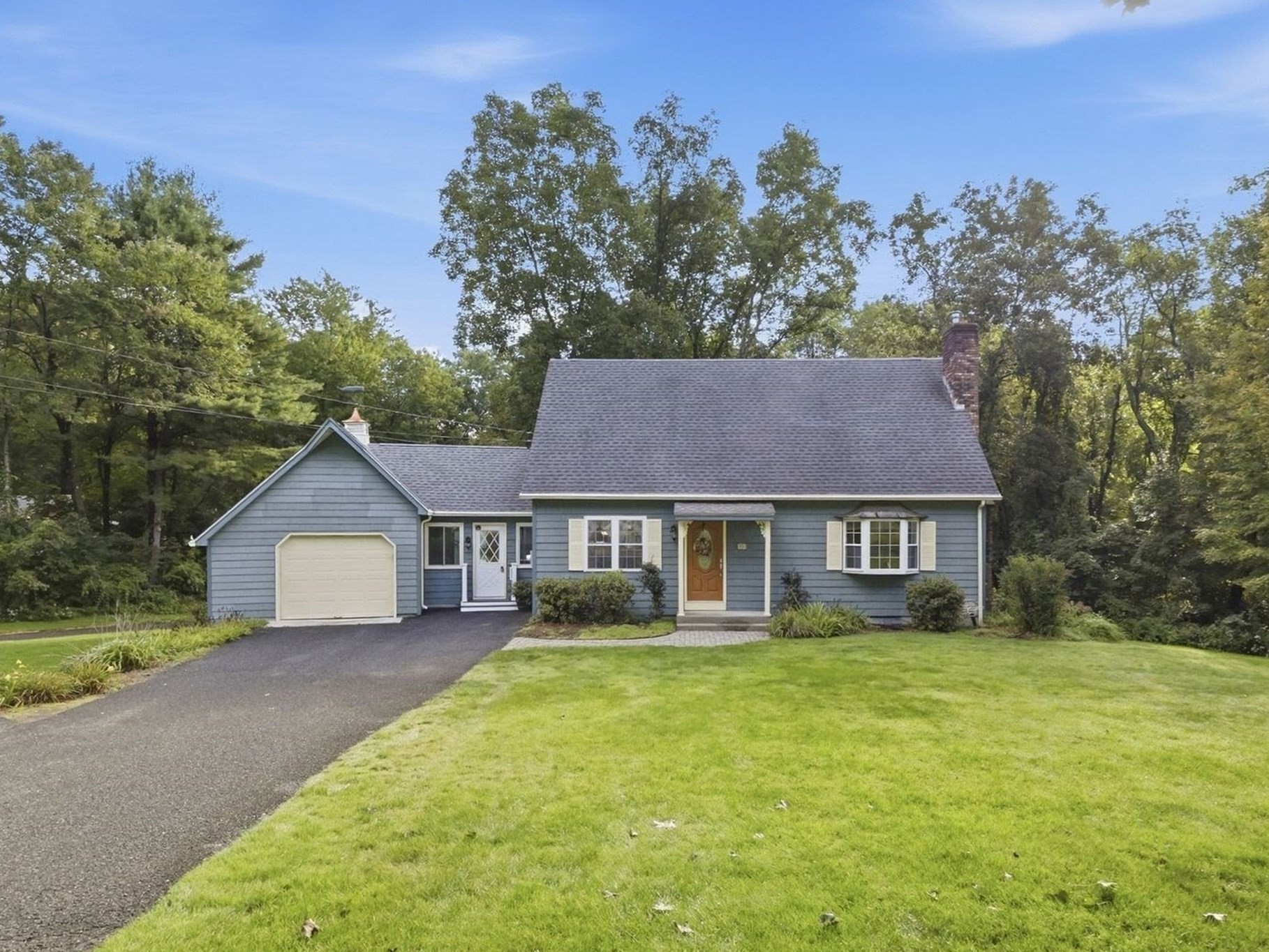 3-bed Single Family at 330 Ventura St, Ludlow