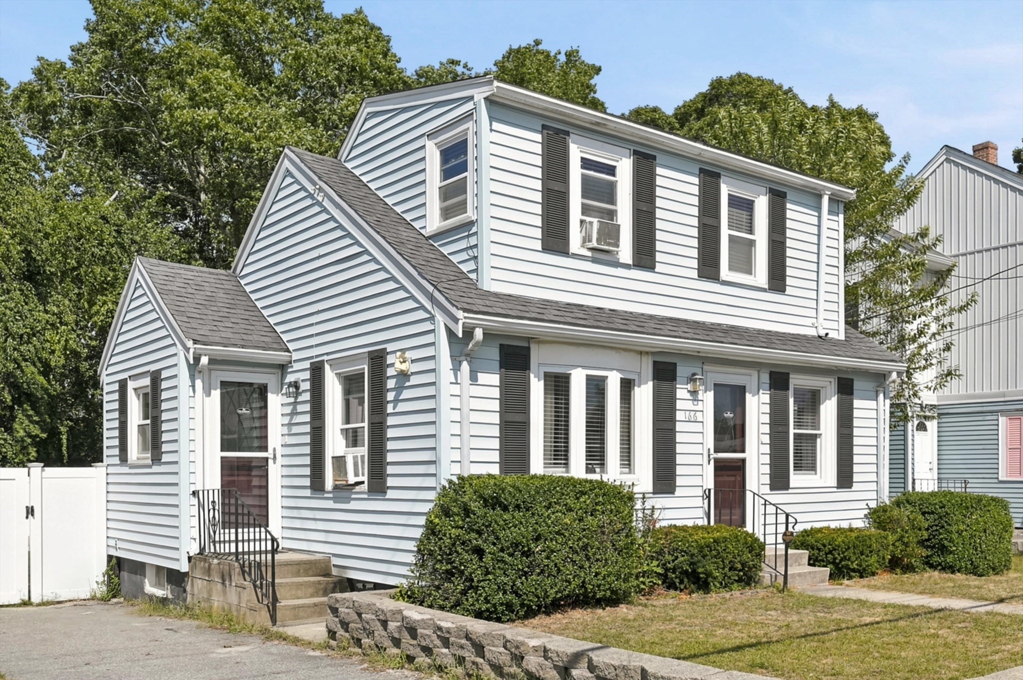 3-bed Single Family at 166 Sandwich Rd, Wareham