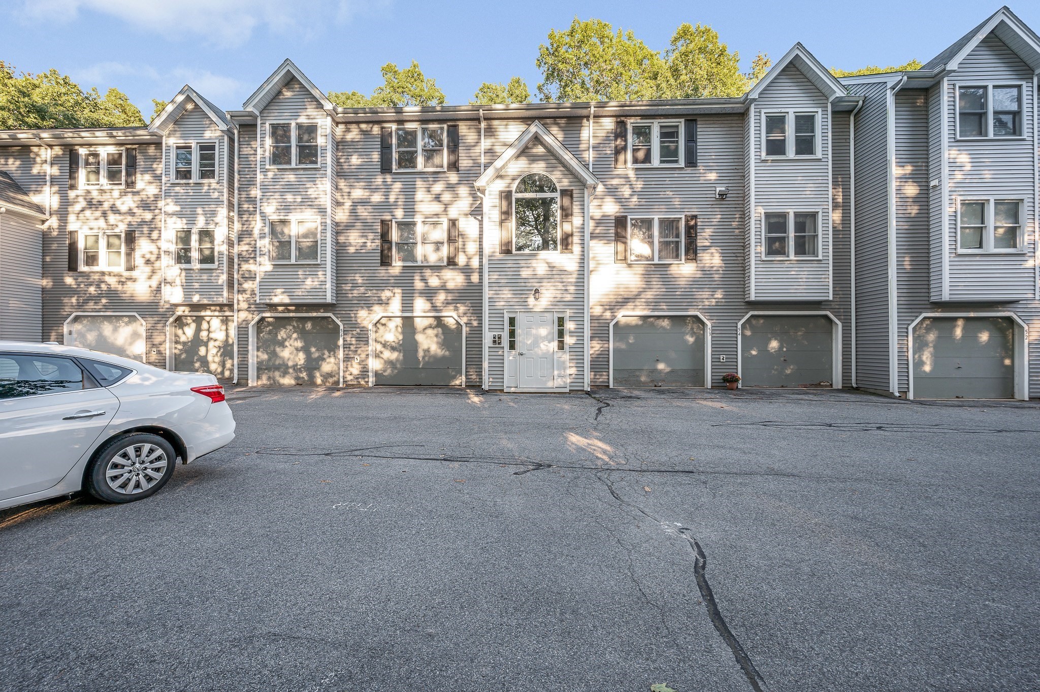 2-bed Condo at 124 Tennis Plaza Rd # 56, Dracut