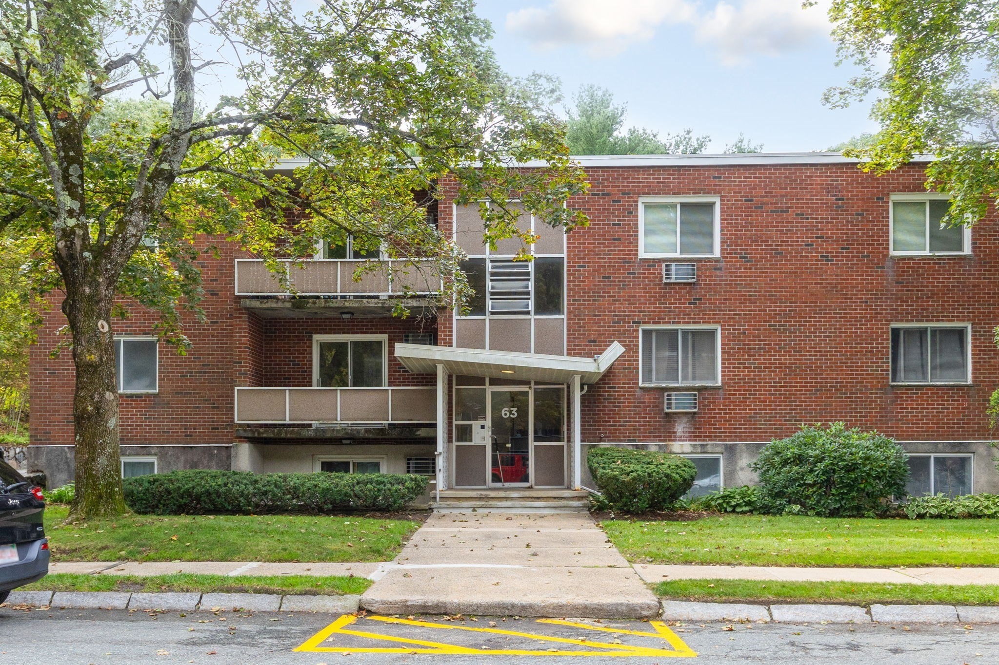 2-bed Condo at 63 Lionel Ave # C, Waltham