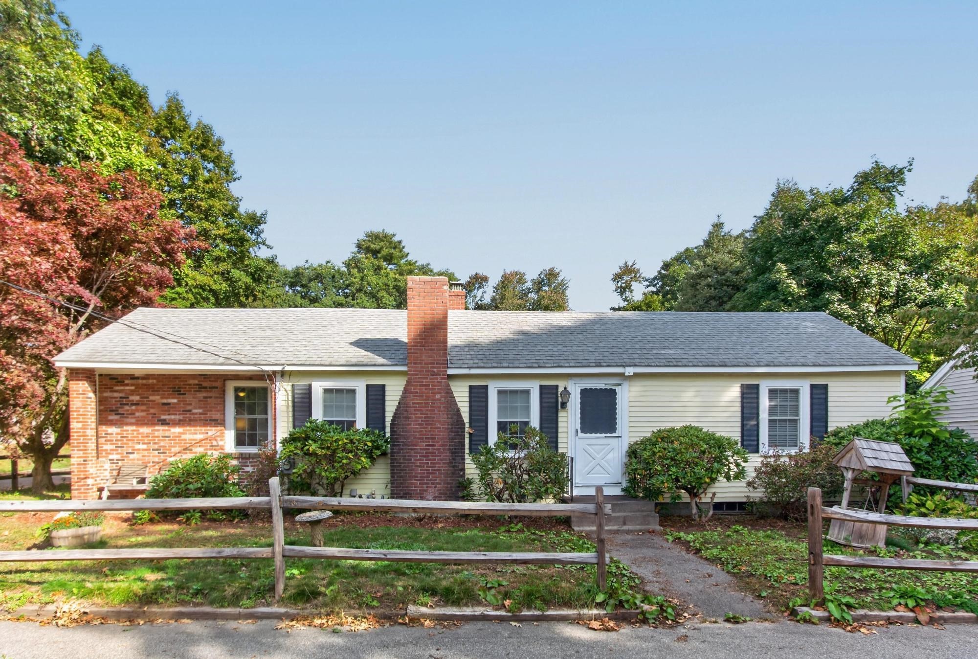 2-bed Single Family at 19 Marjorie Street, Hudson