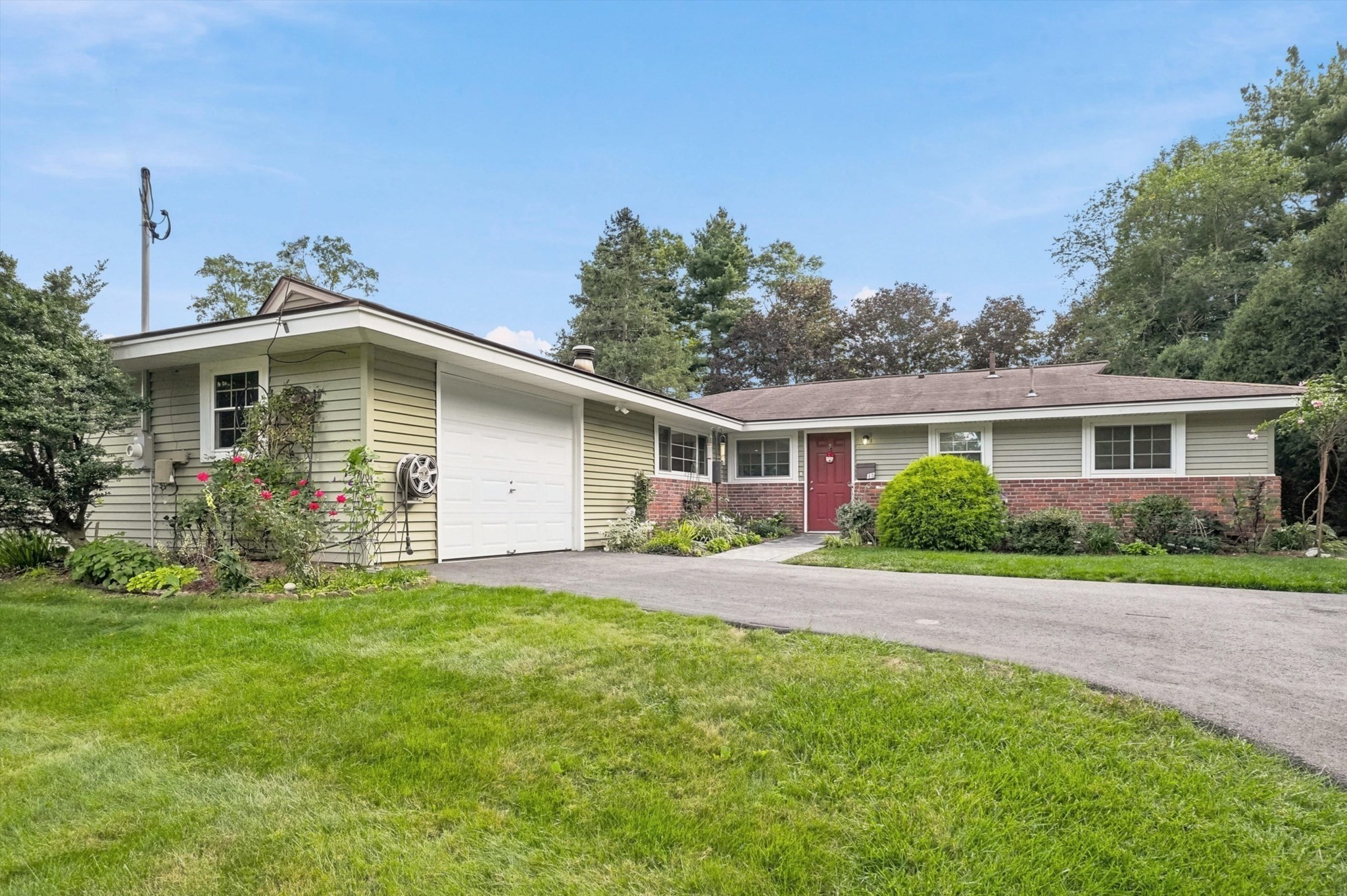4-bed Single Family at 15 Eaton Rd W, Framingham