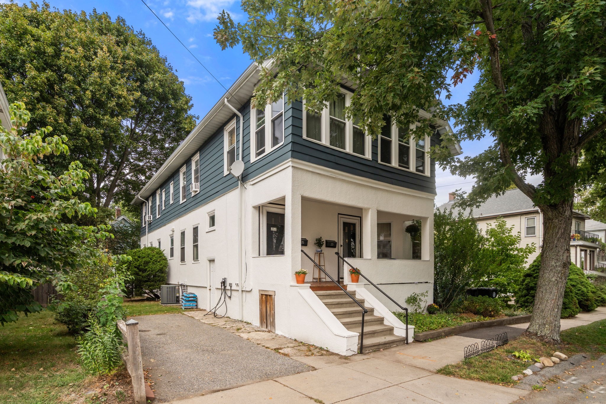 3-bed Condo at 23 Walnut St # 23, Belmont