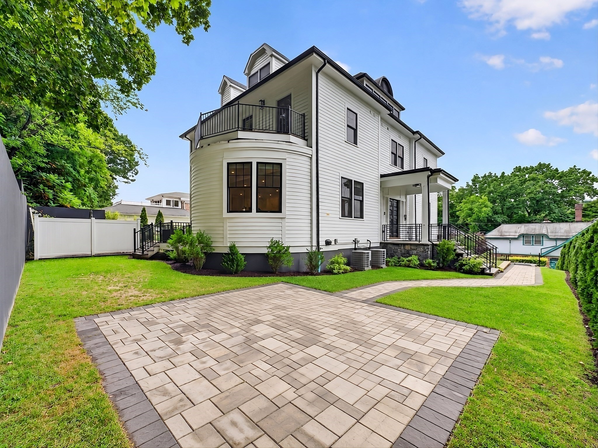 5-bed Single Family at 261 Tappan St # 1, Brookline