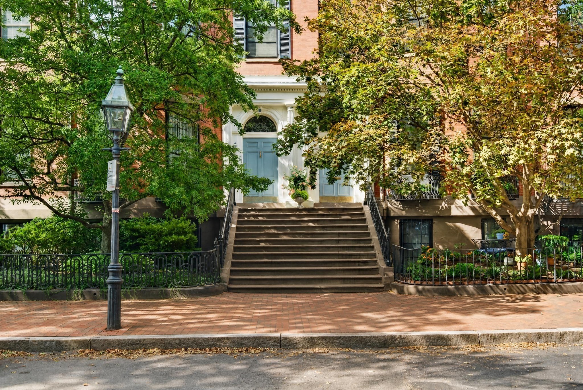 6-bed Single Family at 79 Marlborough Street, Boston