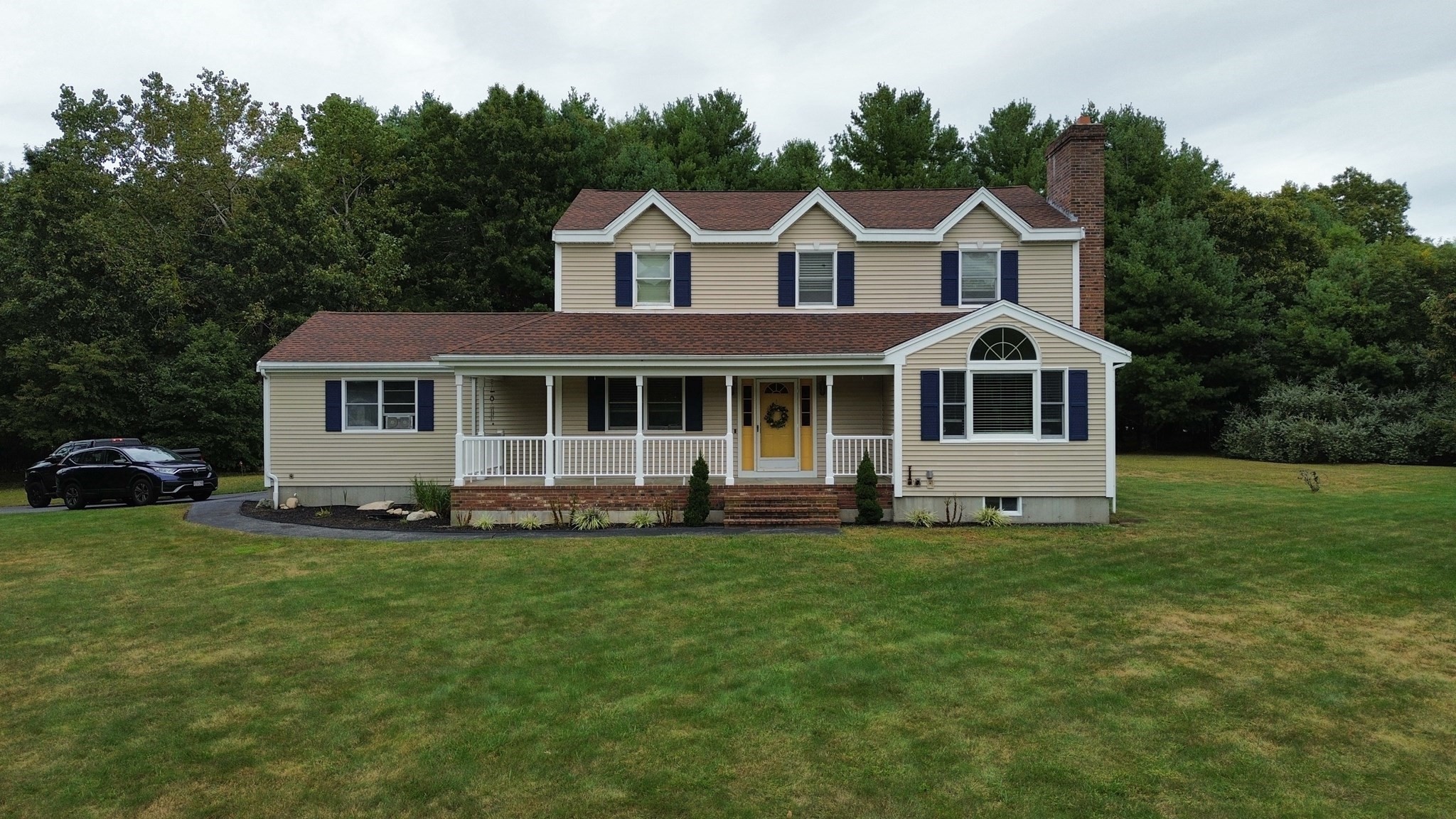 3-bed Single Family at 37 Rhode Island Ave, Dartmouth