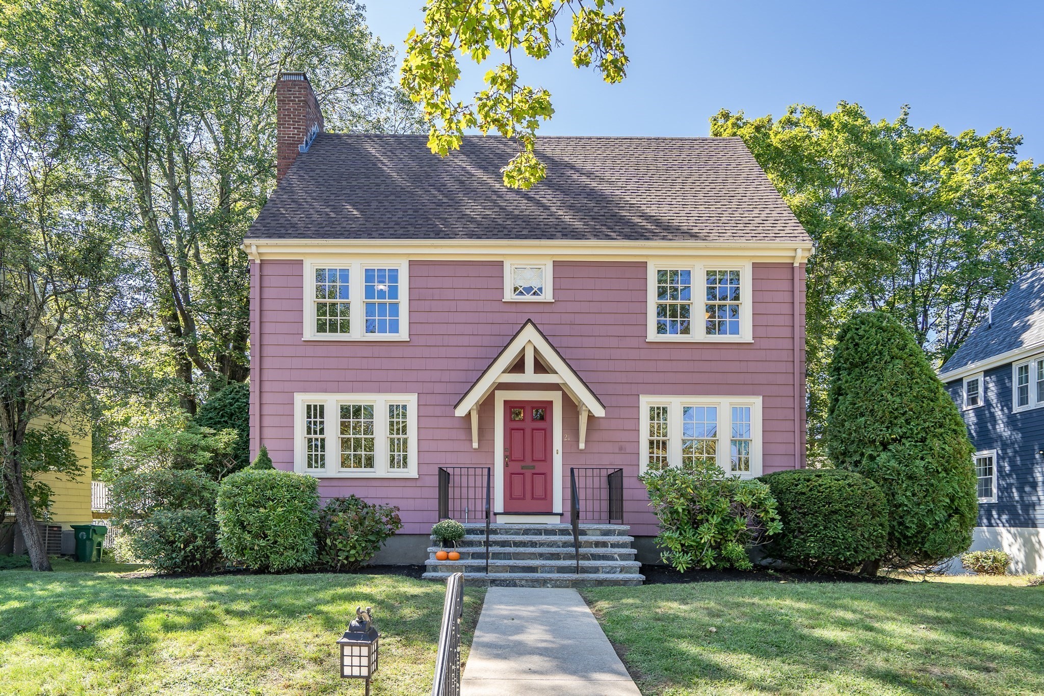 Casa Unifamiliar de 4 quartos em 21 Allen Ave, Newton