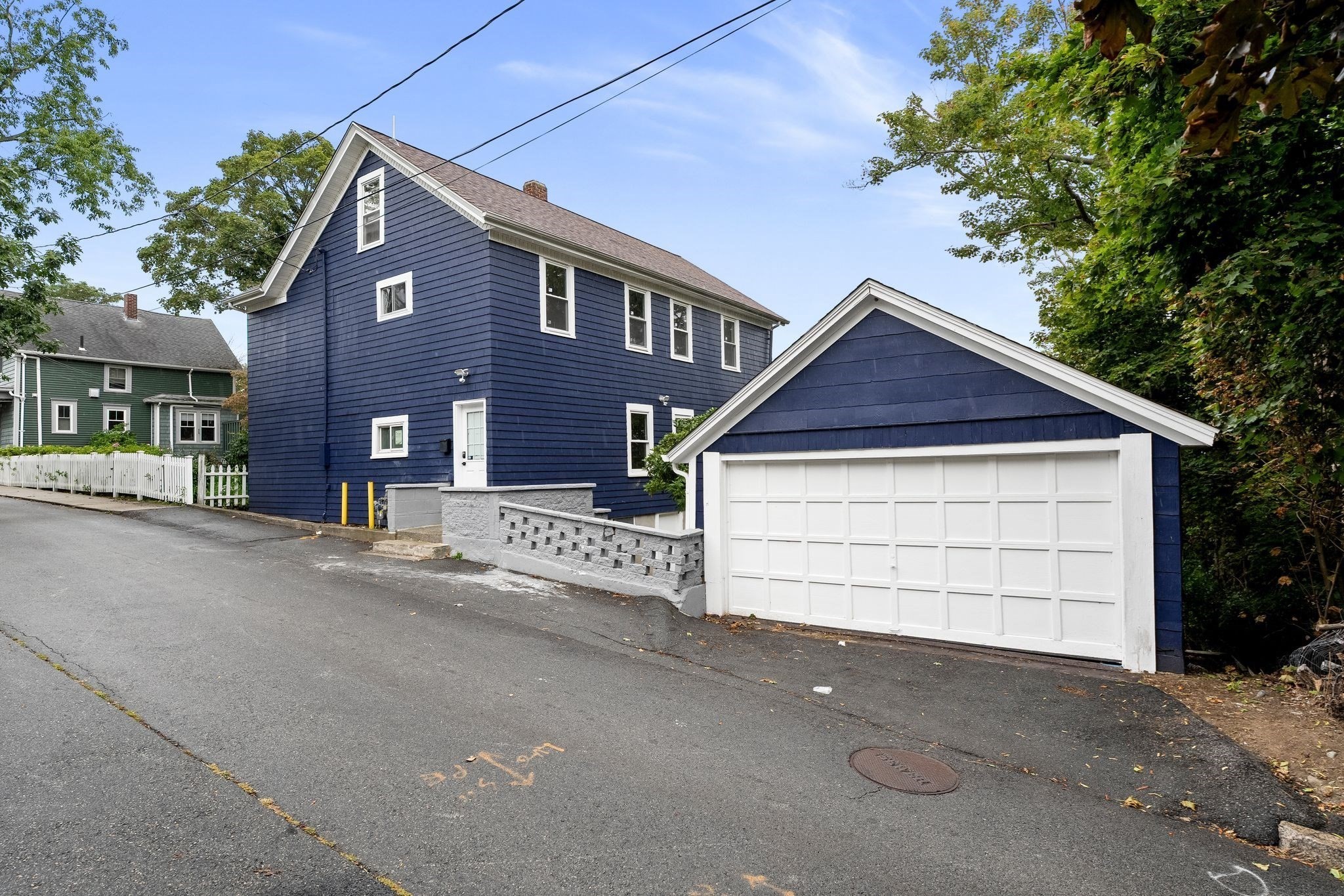 6-bed Multi-Family at 376 N Underwood St, Fall River