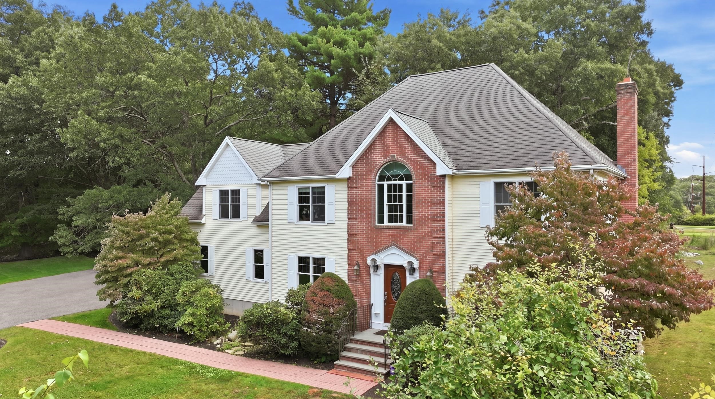 4-bed Single Family at 24 Goodnow Ln, Framingham