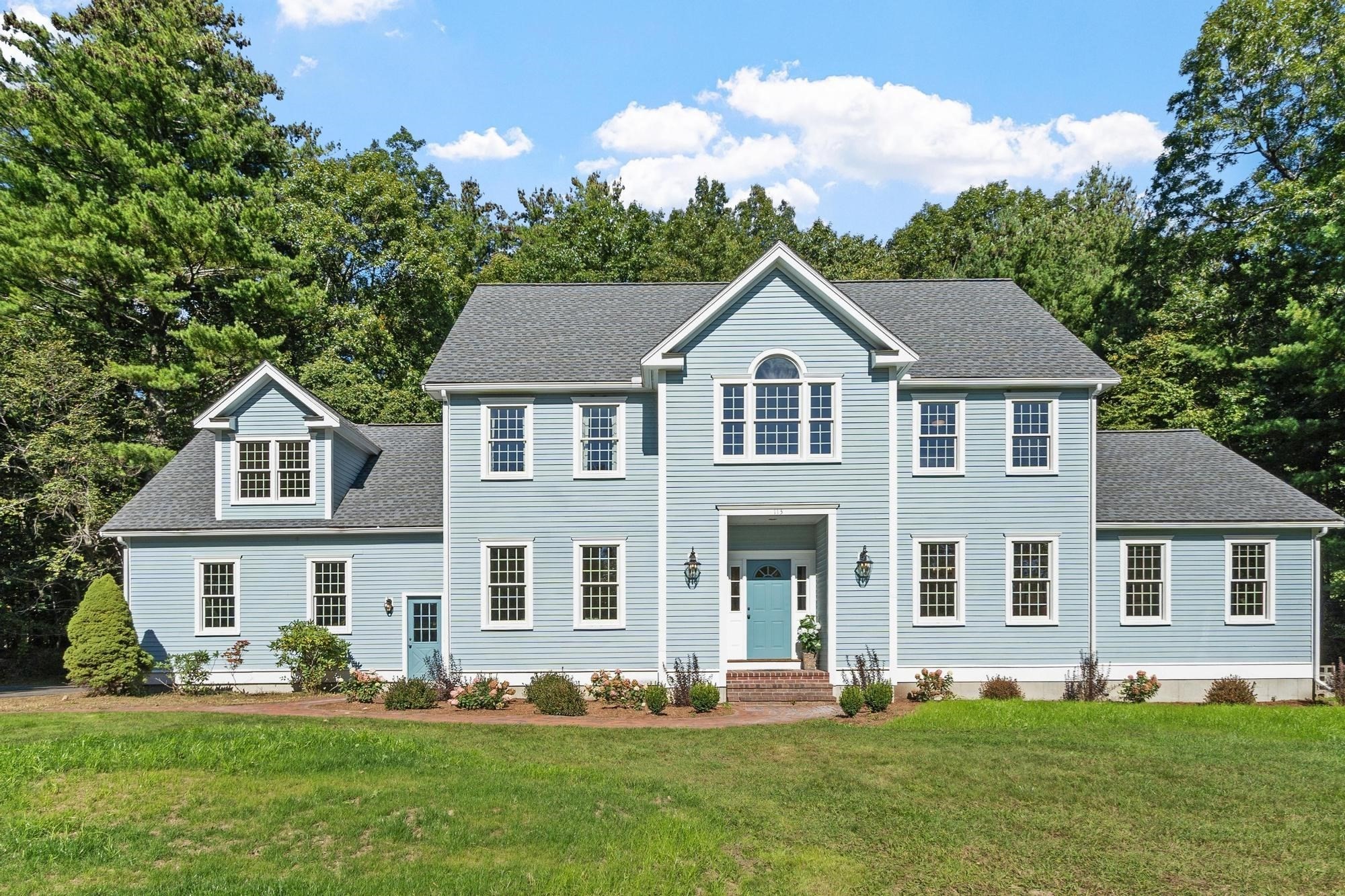 Casa Unifamiliar de 4 quartos em 113 Patch Hill Rd., Boxborough