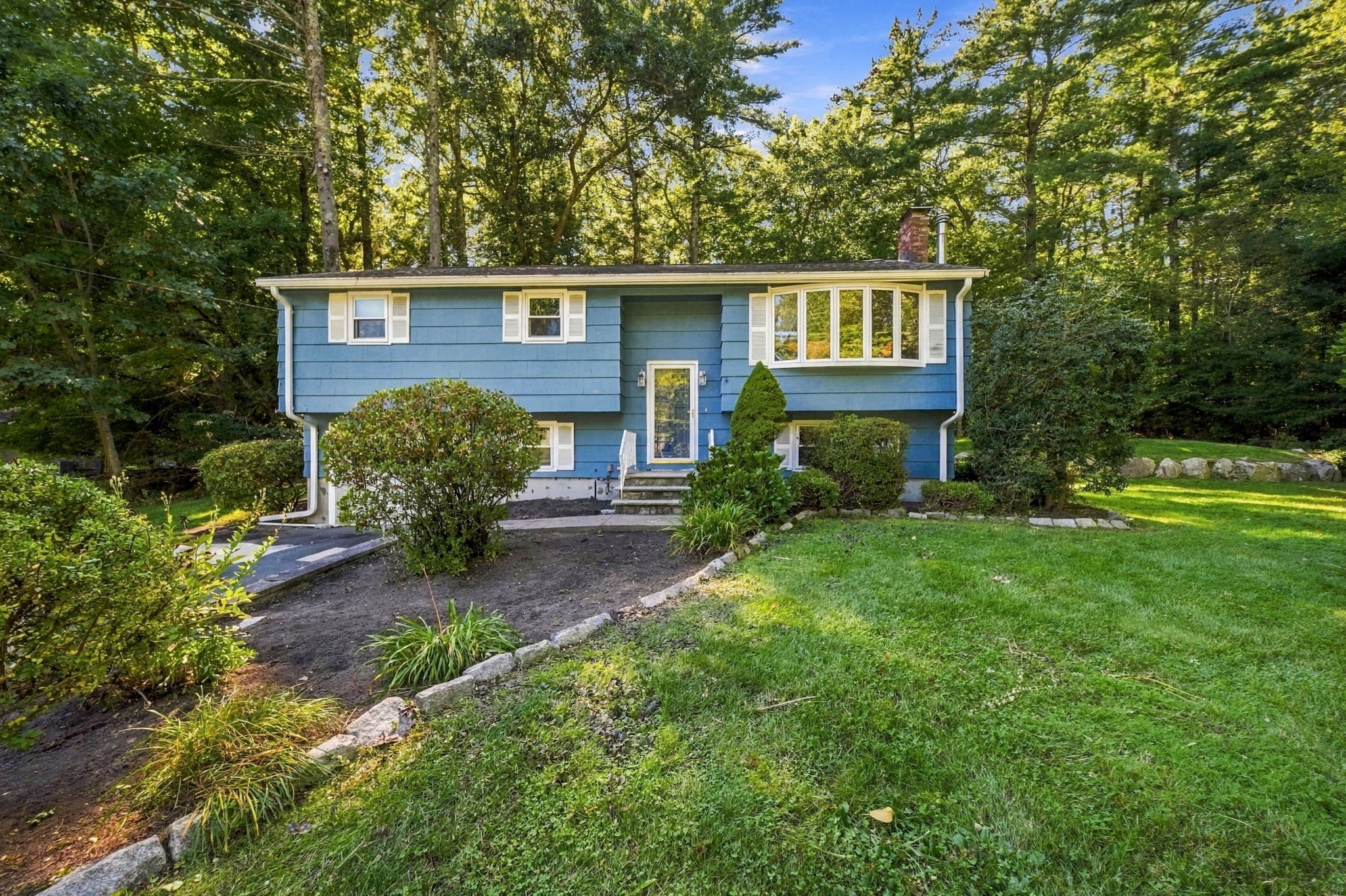 3-bed Single Family at 7 Olde Farm Rd, Easton