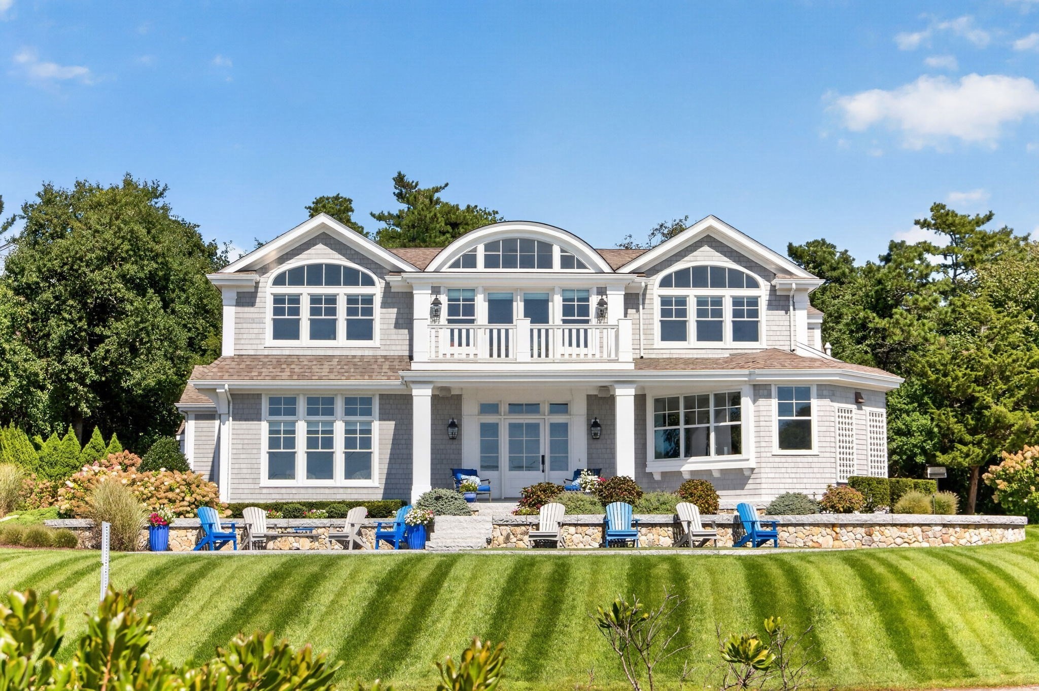 4-bed Single Family at 12 Pond St, Chatham